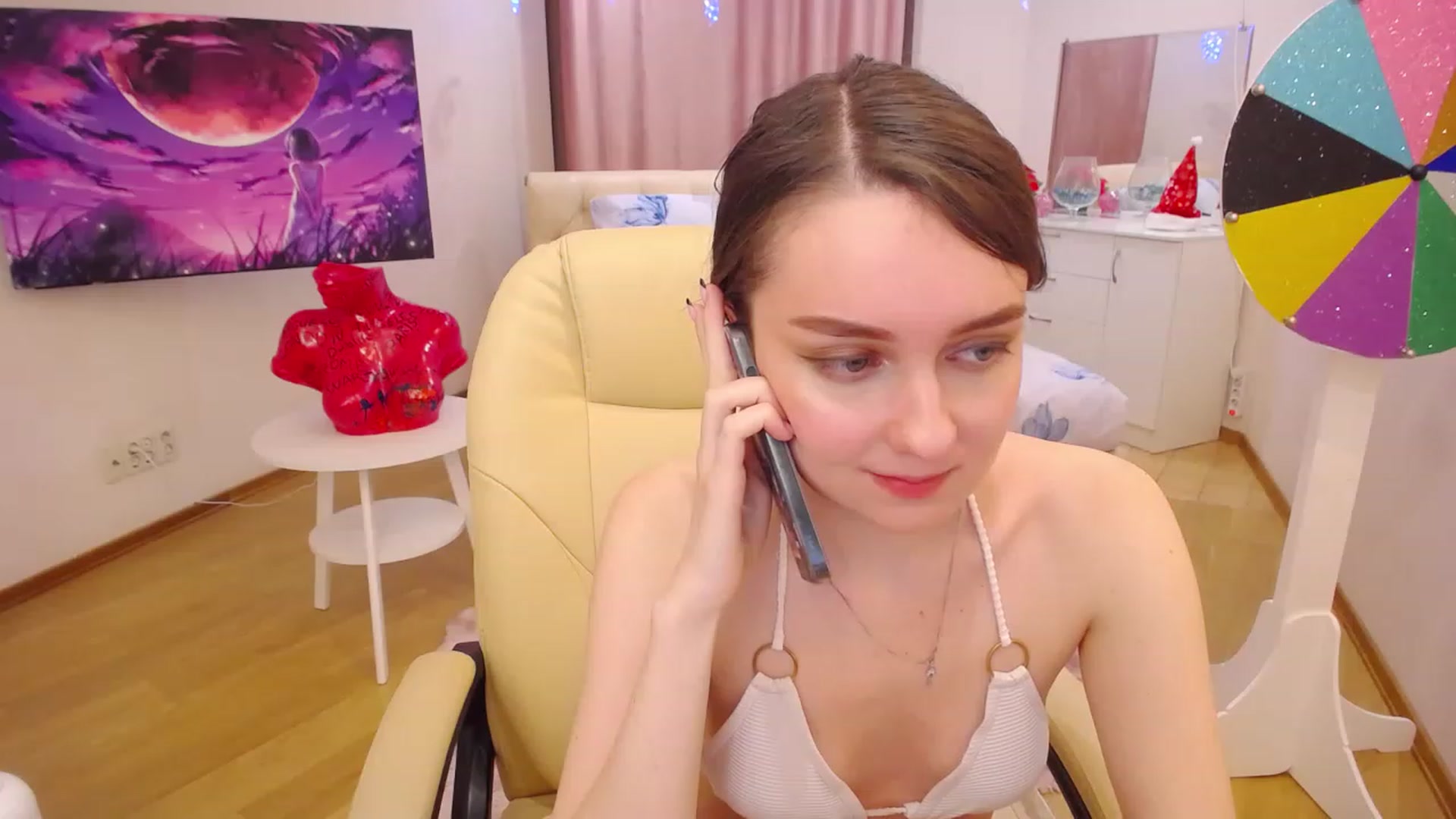 Gallery image thumbnail from OceanFeelss's myfreecams stream on, 01/10/2023, 14:23 image 12 of 20
