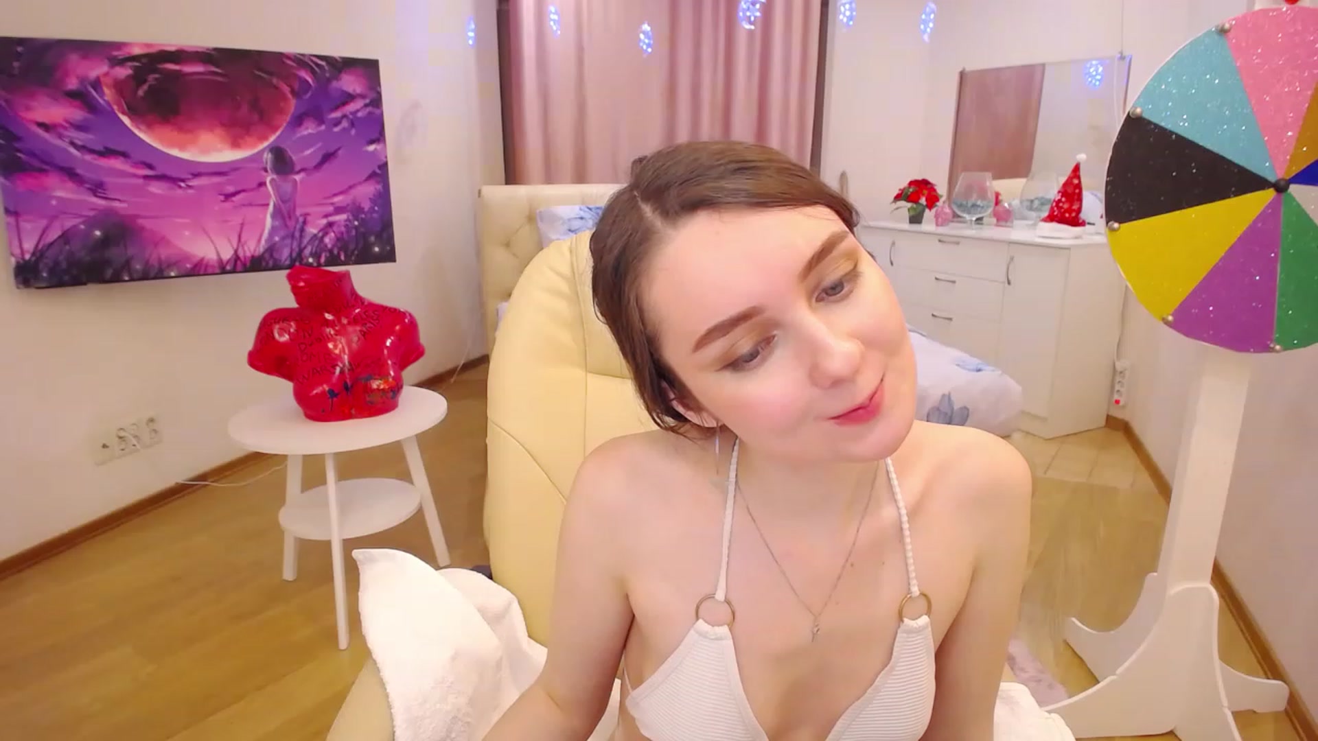 Gallery image thumbnail from OceanFeelss's myfreecams stream on, 01/10/2023, 14:43 image 12 of 20