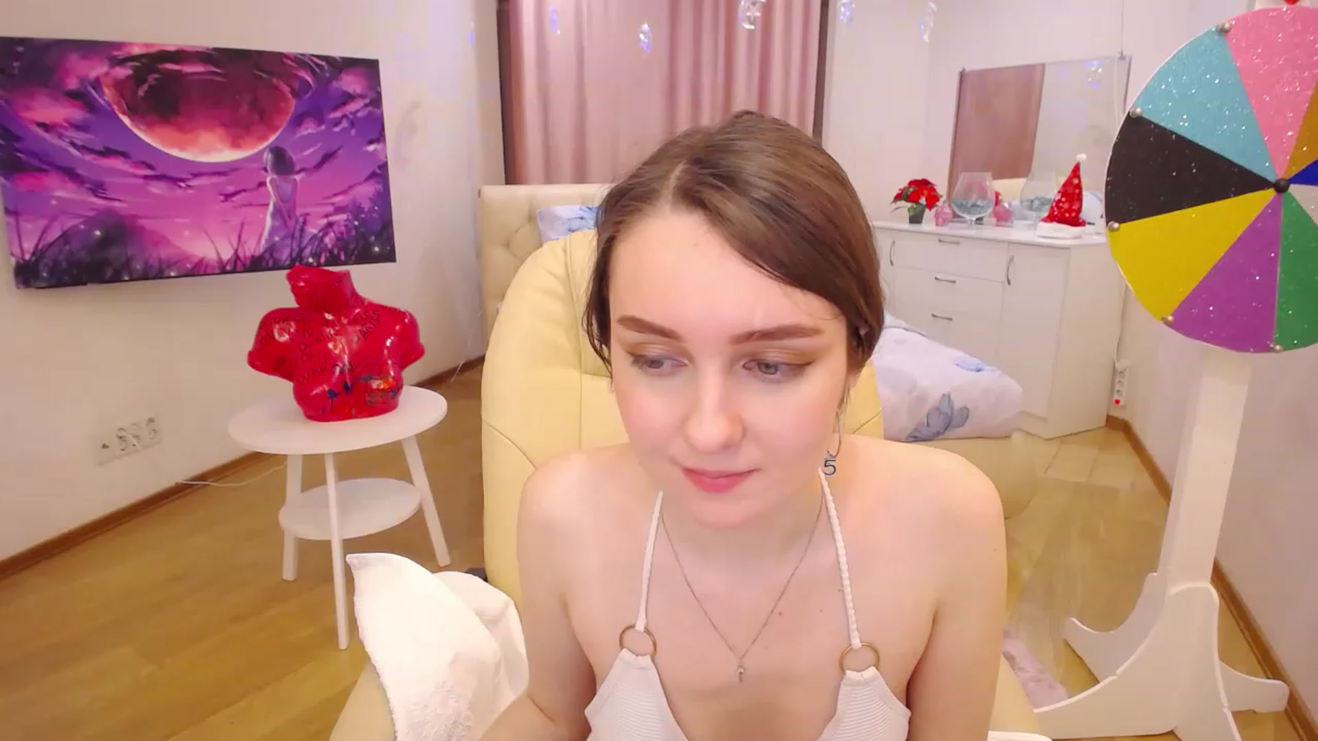 Gallery image thumbnail from OceanFeelss's myfreecams stream on, 01/10/2023, 14:43 image 17 of 20
