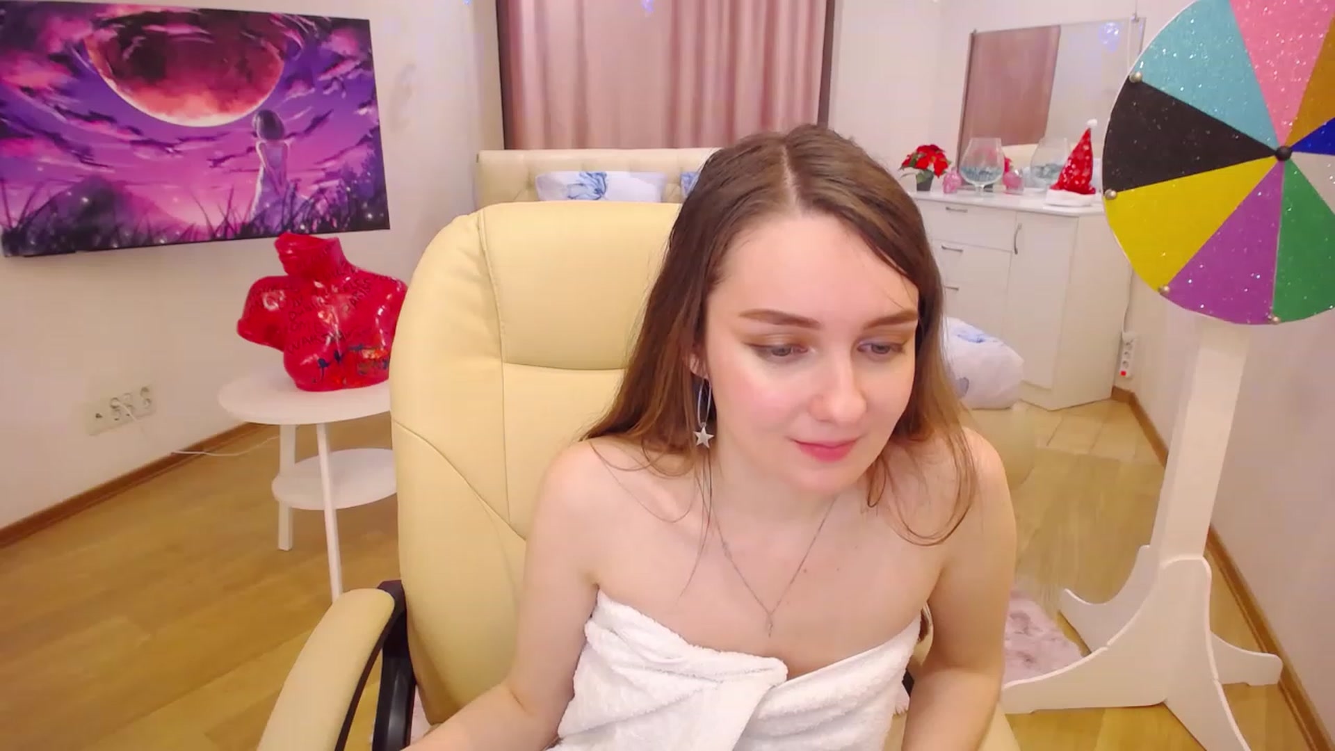 Gallery image thumbnail from OceanFeelss's myfreecams stream on, 01/10/2023, 15:57 image 8 of 20