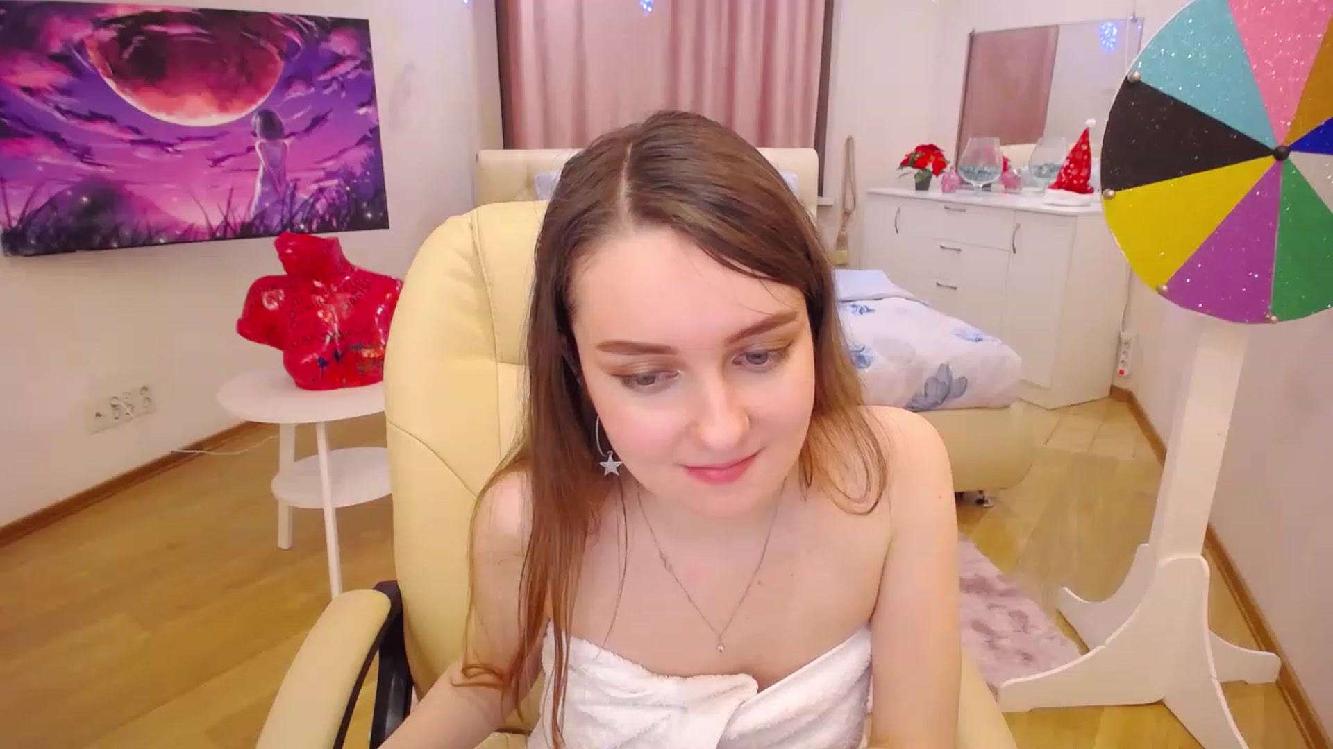 Gallery image thumbnail from OceanFeelss's myfreecams stream on, 01/10/2023, 15:57 image 5 of 20