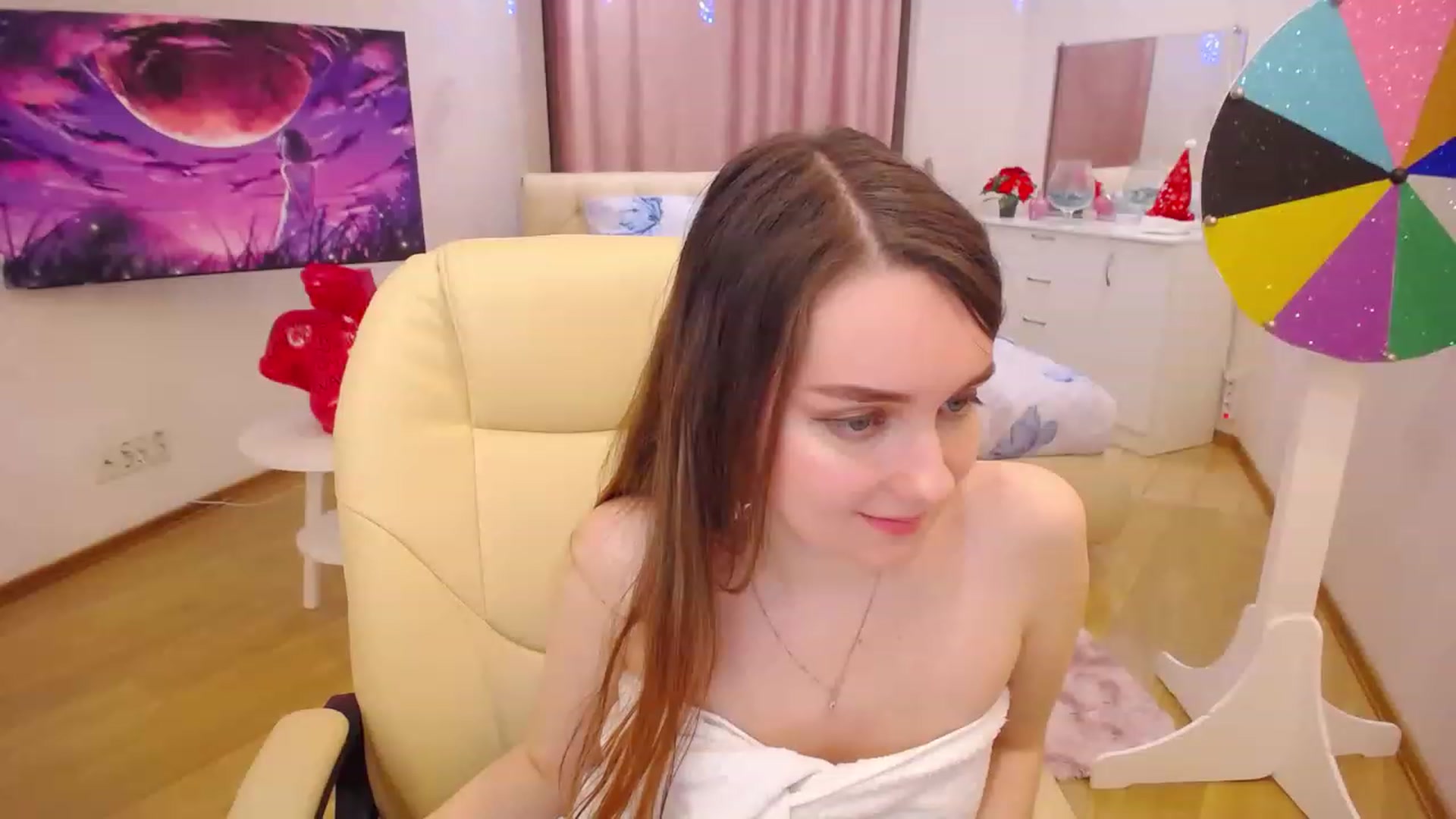 Gallery image thumbnail from OceanFeelss's myfreecams stream on, 01/10/2023, 16:11 image 8 of 20