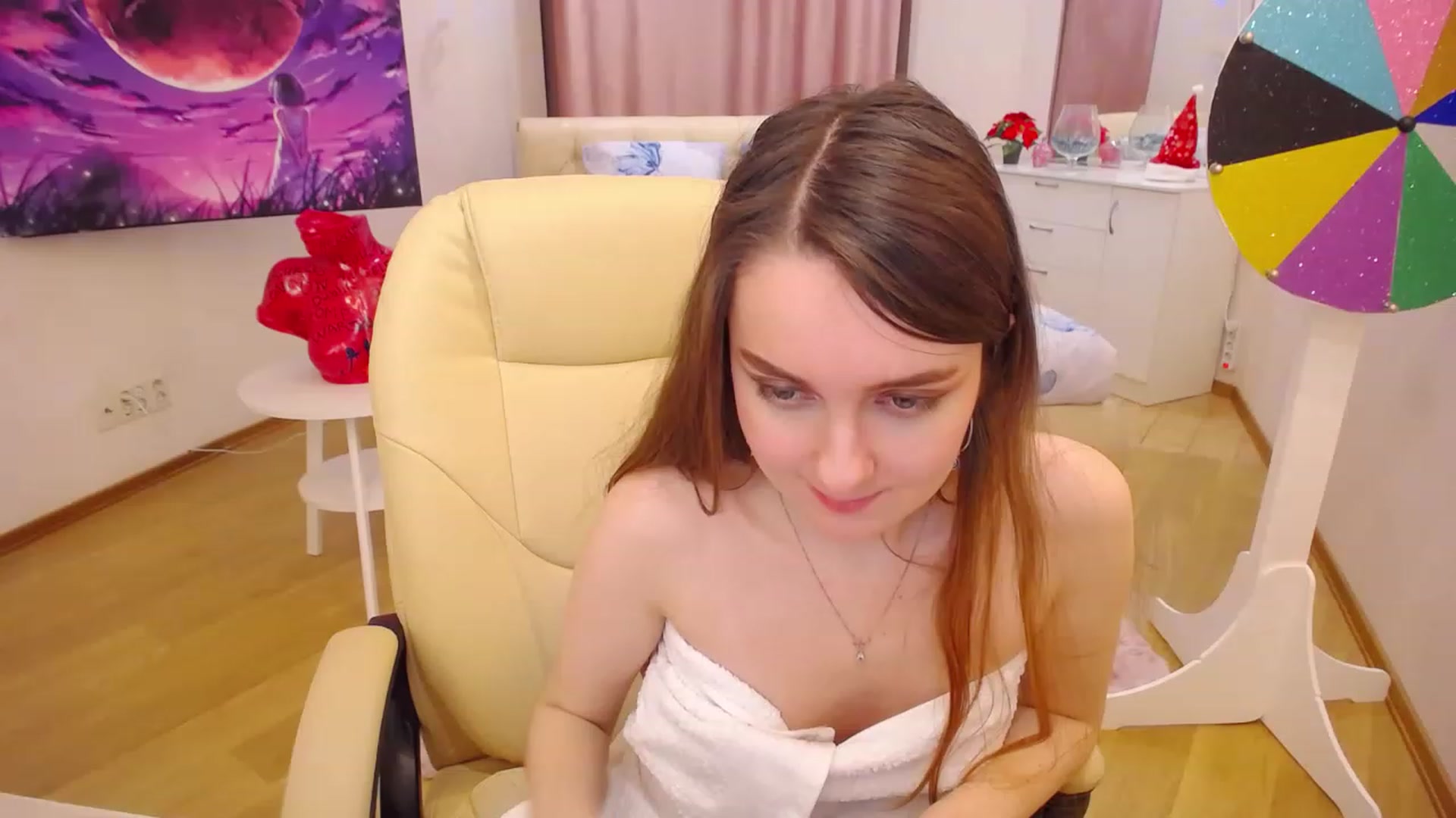 Gallery image thumbnail from OceanFeelss's myfreecams stream on, 01/10/2023, 16:11 image 1 of 20