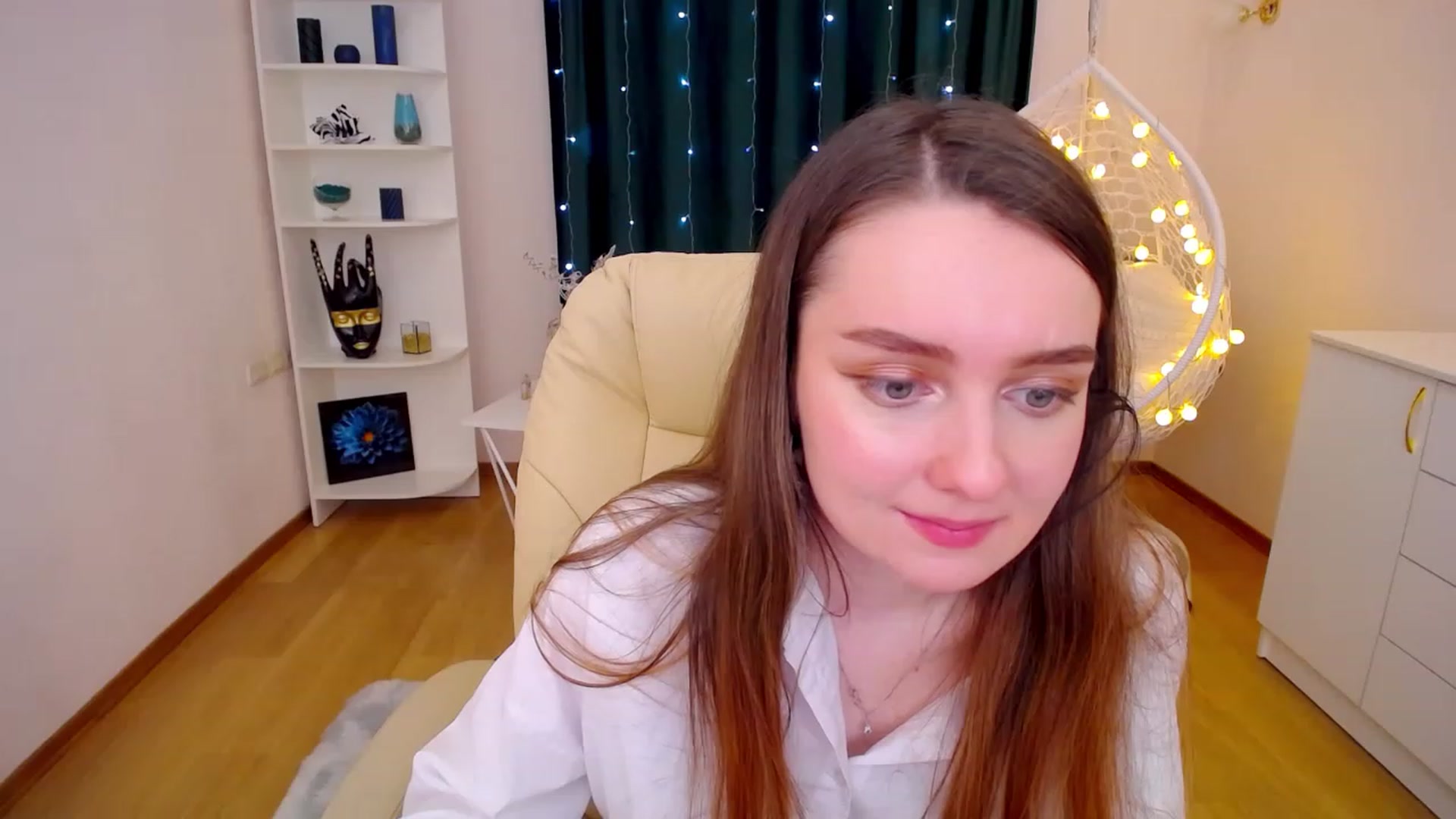 Gallery image thumbnail from OceanFeelss's myfreecams stream on, 01/12/2023, 08:33 image 15 of 20