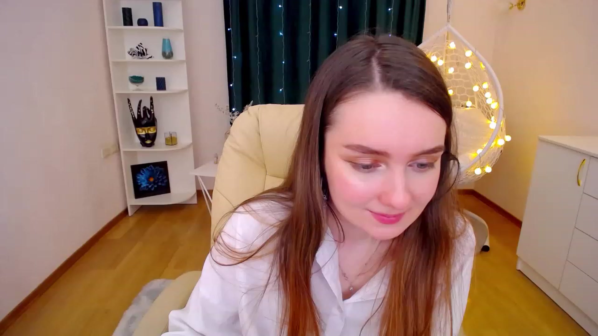Gallery image thumbnail from OceanFeelss's myfreecams stream on, 01/12/2023, 08:33 image 13 of 20