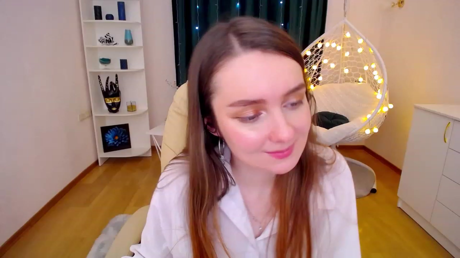 Gallery image thumbnail from OceanFeelss's myfreecams stream on, 01/12/2023, 08:33 image 5 of 20