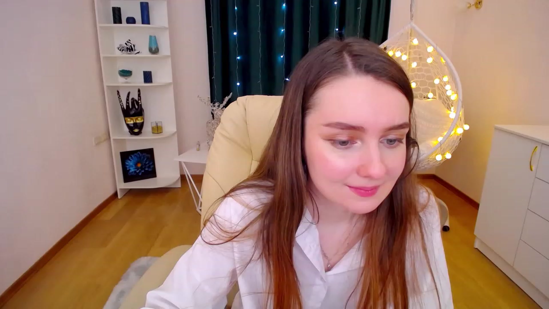 Gallery image thumbnail from OceanFeelss's myfreecams stream on, 01/12/2023, 08:33 image 12 of 20