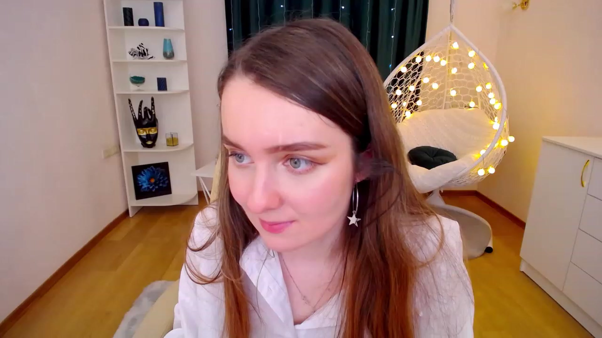 Gallery image thumbnail from OceanFeelss's myfreecams stream on, 01/12/2023, 08:33 image 16 of 20