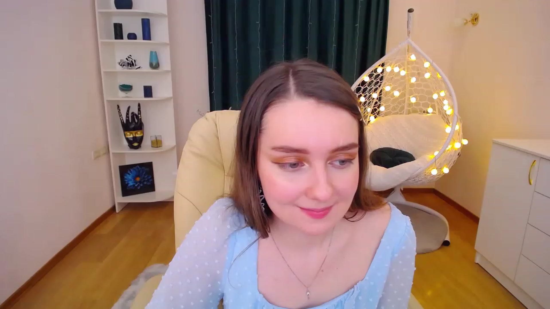 Gallery image thumbnail from OceanFeelss's myfreecams stream on, 01/13/2023, 08:05 image 15 of 20