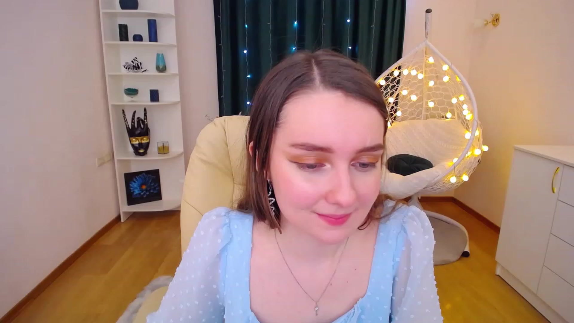 Gallery image thumbnail from OceanFeelss's myfreecams stream on, 01/13/2023, 08:05 image 16 of 20