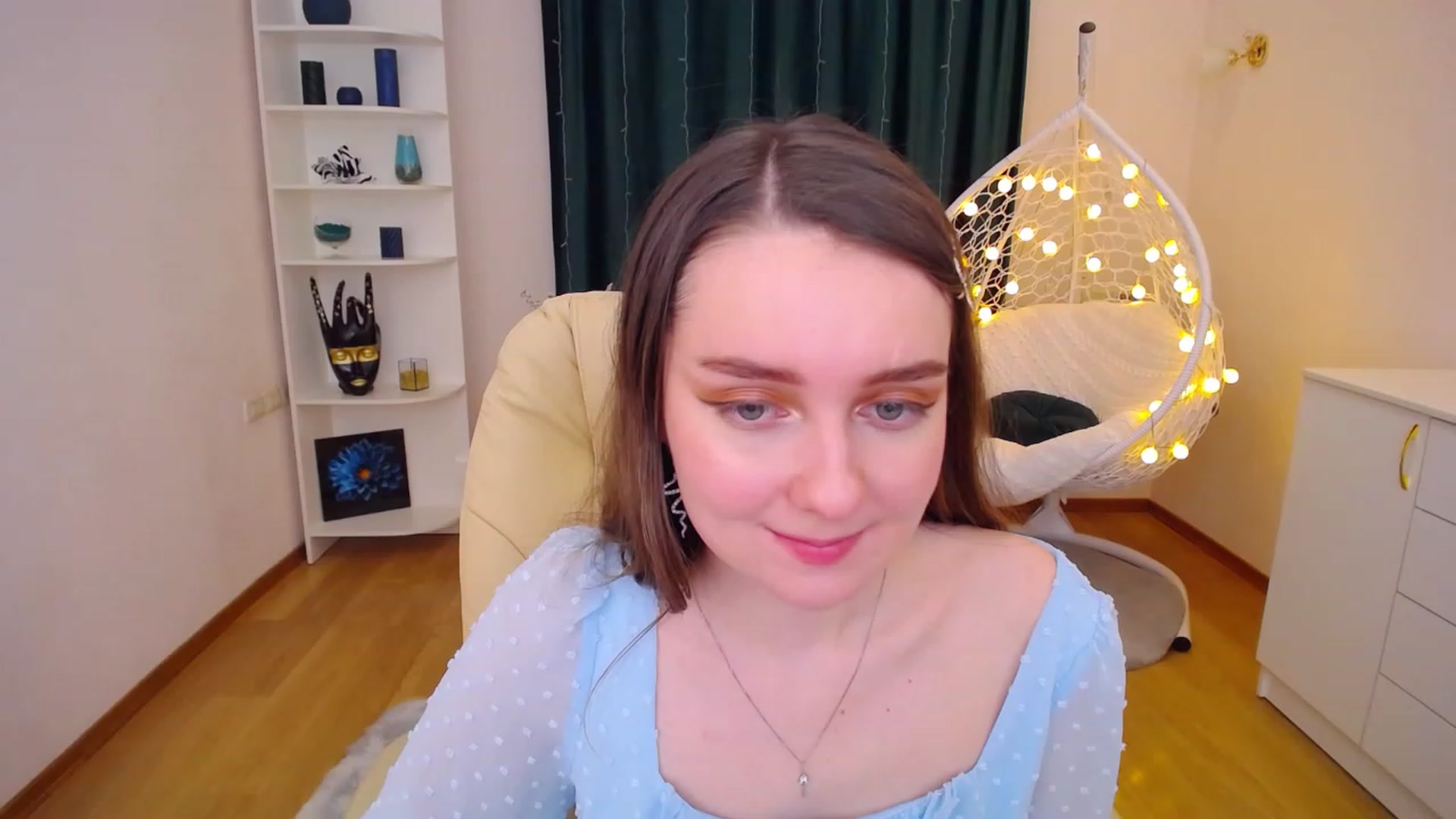 Gallery image thumbnail from OceanFeelss's myfreecams stream on, 01/13/2023, 08:05 image 14 of 20