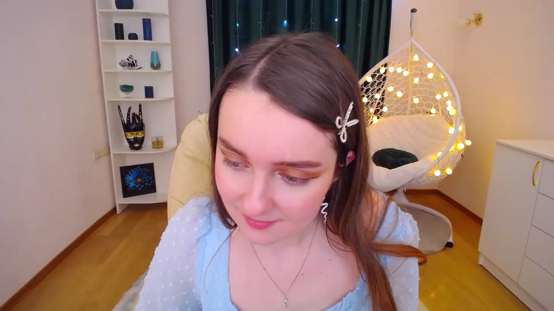 Gallery image thumbnail from OceanFeelss's myfreecams stream on, 01/13/2023, 08:05 image 11 of 20