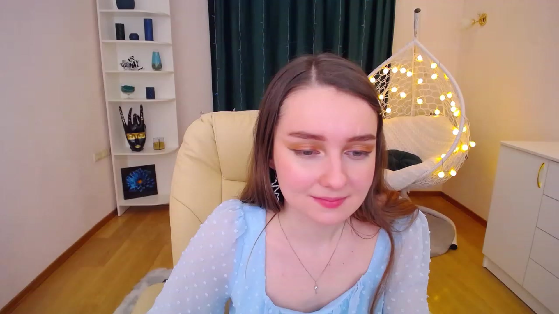 Gallery image thumbnail from OceanFeelss's myfreecams stream on, 01/13/2023, 08:05 image 3 of 20