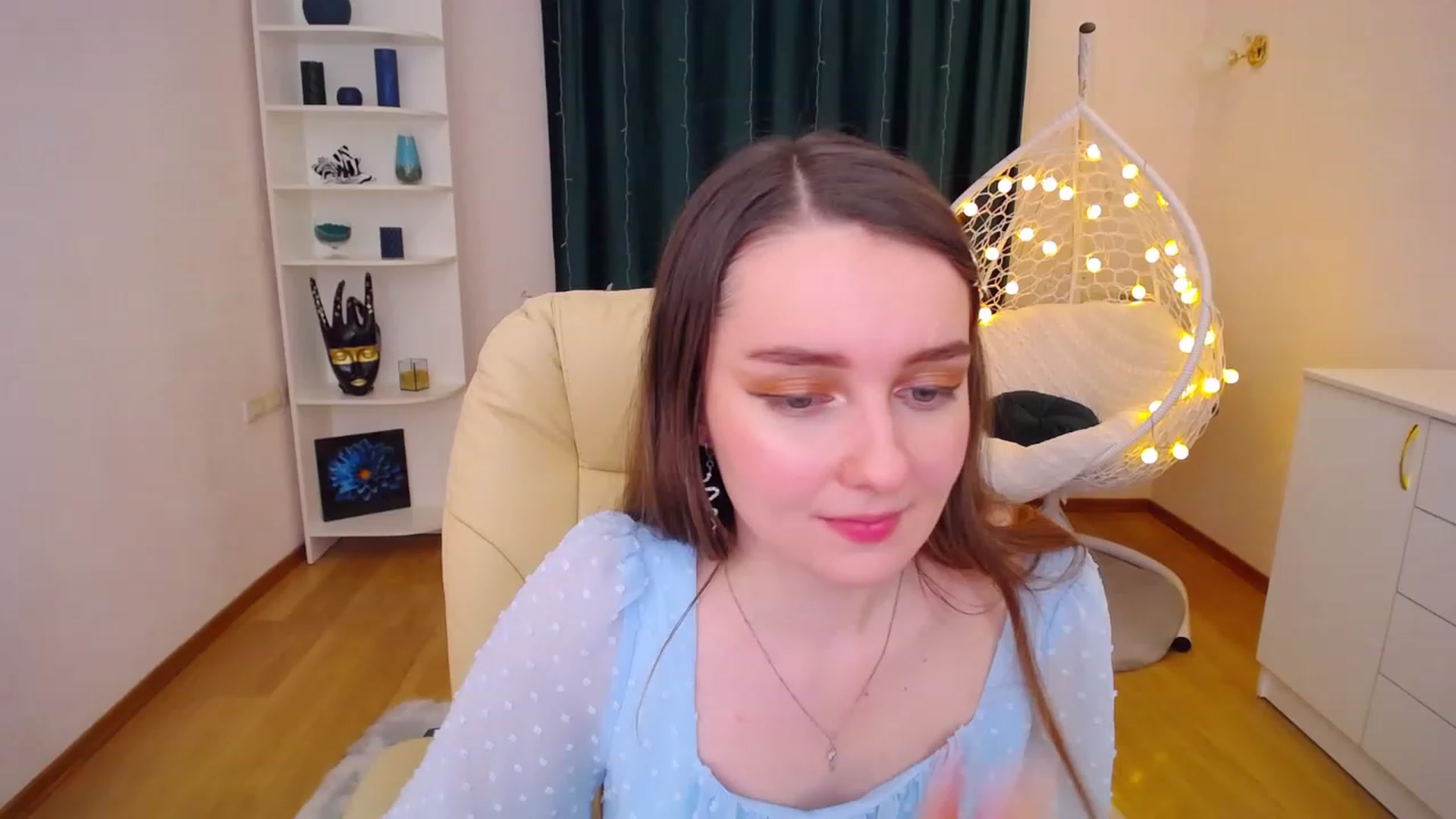 Gallery image thumbnail from OceanFeelss's myfreecams stream on, 01/13/2023, 08:05 image 6 of 20