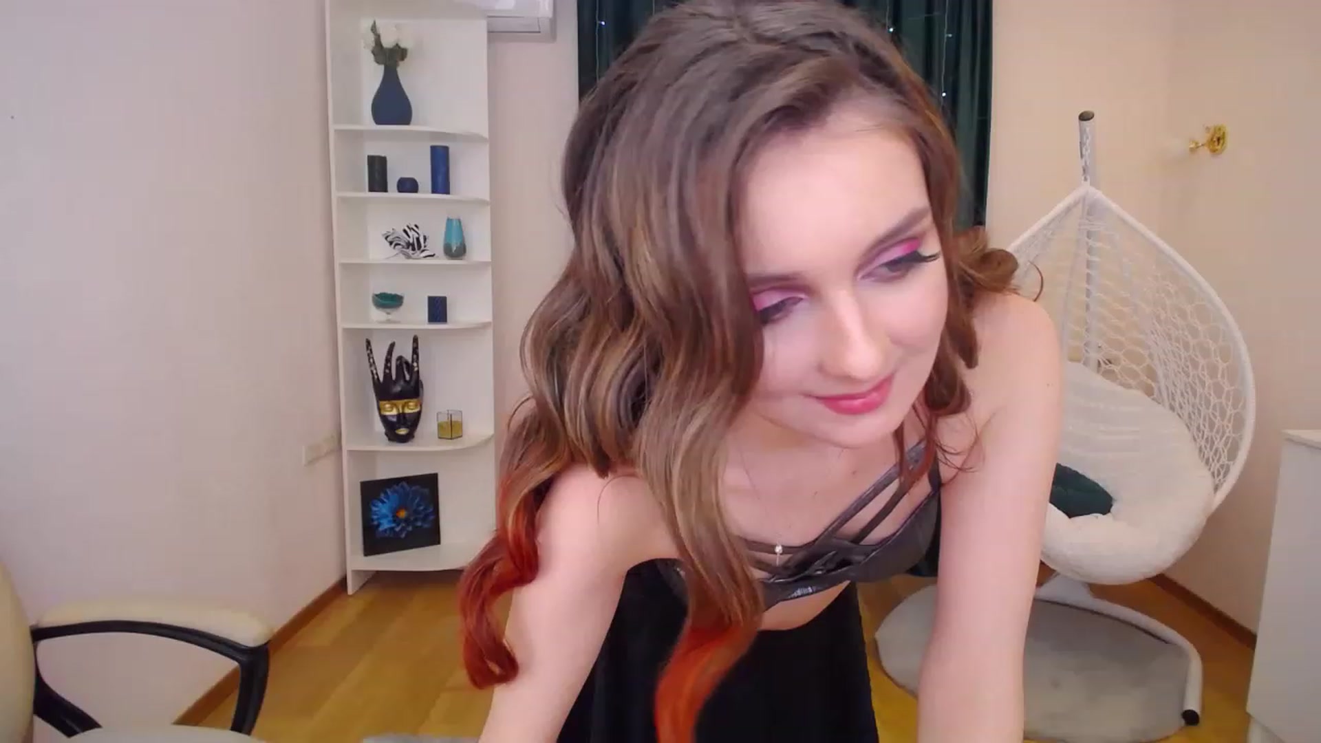 Gallery image thumbnail from OceanFeelss's myfreecams stream on, 01/16/2023, 11:17 image 20 of 20