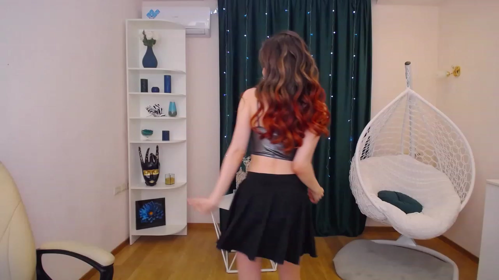 Gallery image thumbnail from OceanFeelss's myfreecams stream on, 01/16/2023, 11:52 image 13 of 20