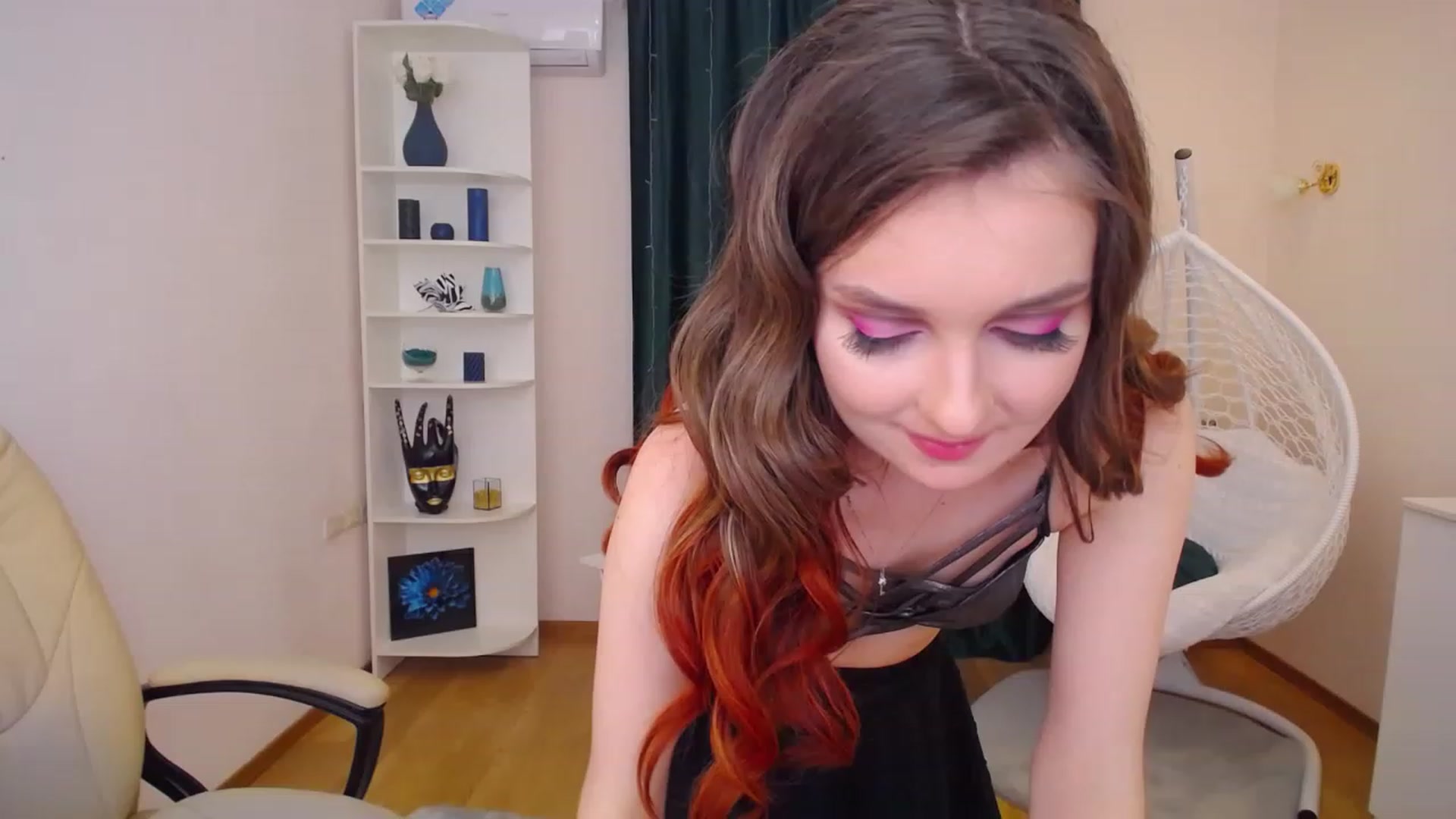 Gallery image thumbnail from OceanFeelss's myfreecams stream on, 01/16/2023, 14:52 image 3 of 20
