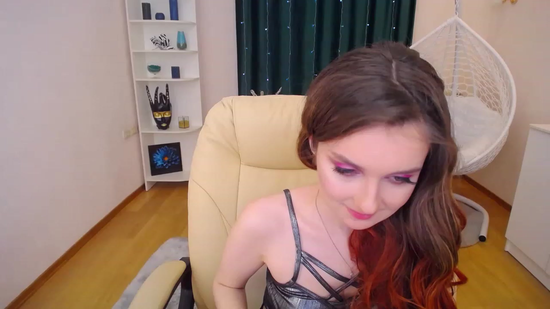 Gallery image thumbnail from OceanFeelss's myfreecams stream on, 01/16/2023, 16:09 image 13 of 20