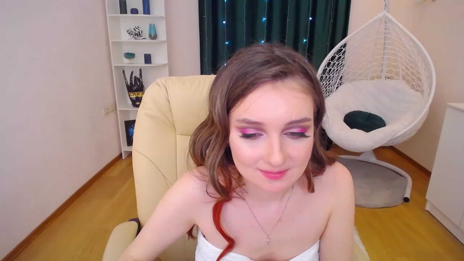 Gallery image thumbnail from OceanFeelss's myfreecams stream on, 01/16/2023, 16:40 image 20 of 20