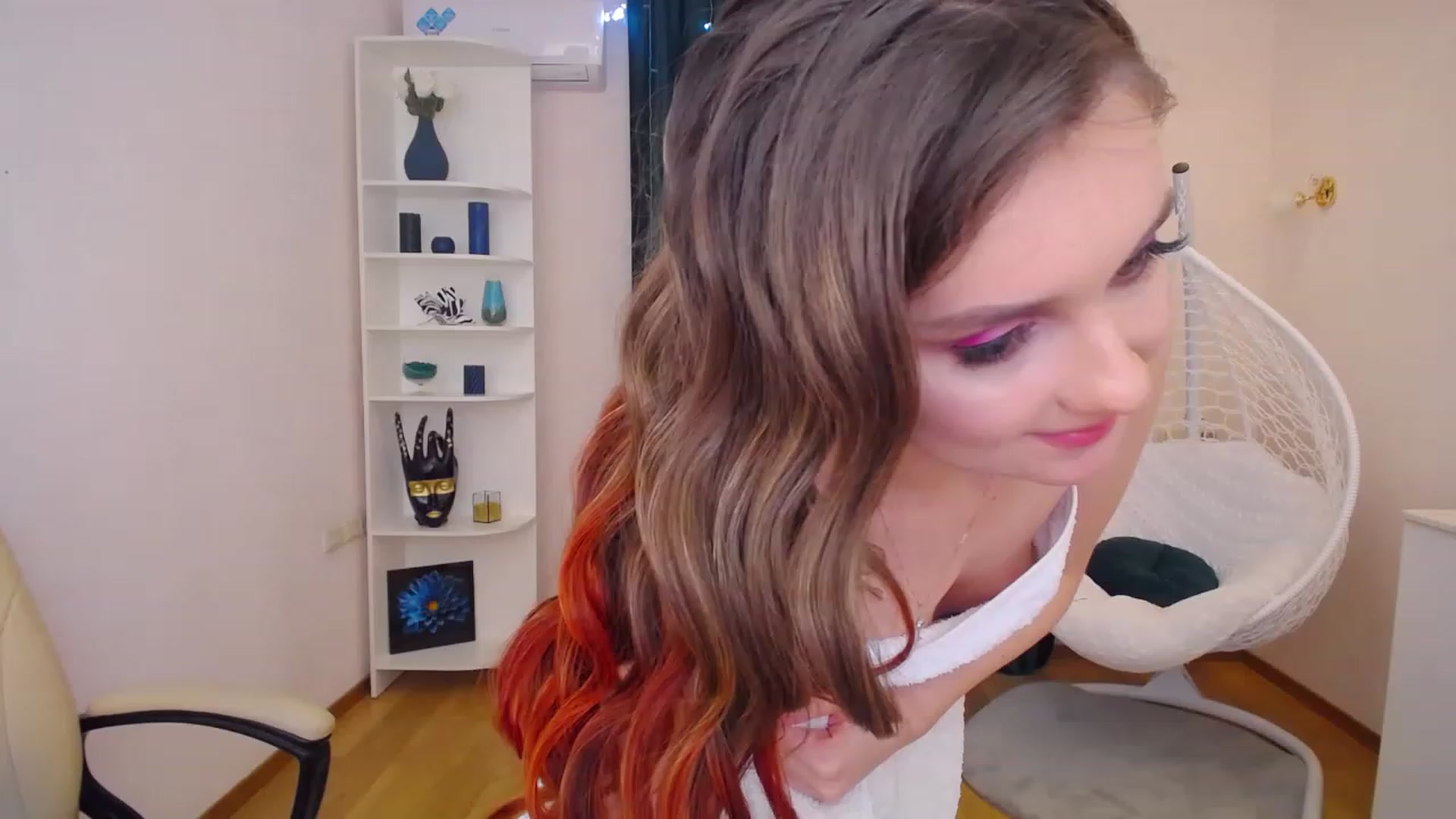 Gallery image thumbnail from OceanFeelss's myfreecams stream on, 01/16/2023, 16:40 image 8 of 20