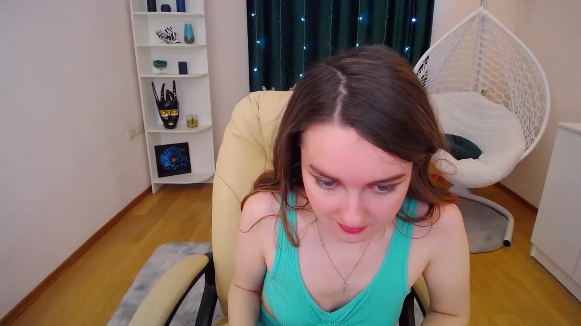 Gallery image thumbnail from OceanFeelss's myfreecams stream on, 01/17/2023, 11:53 image 17 of 20