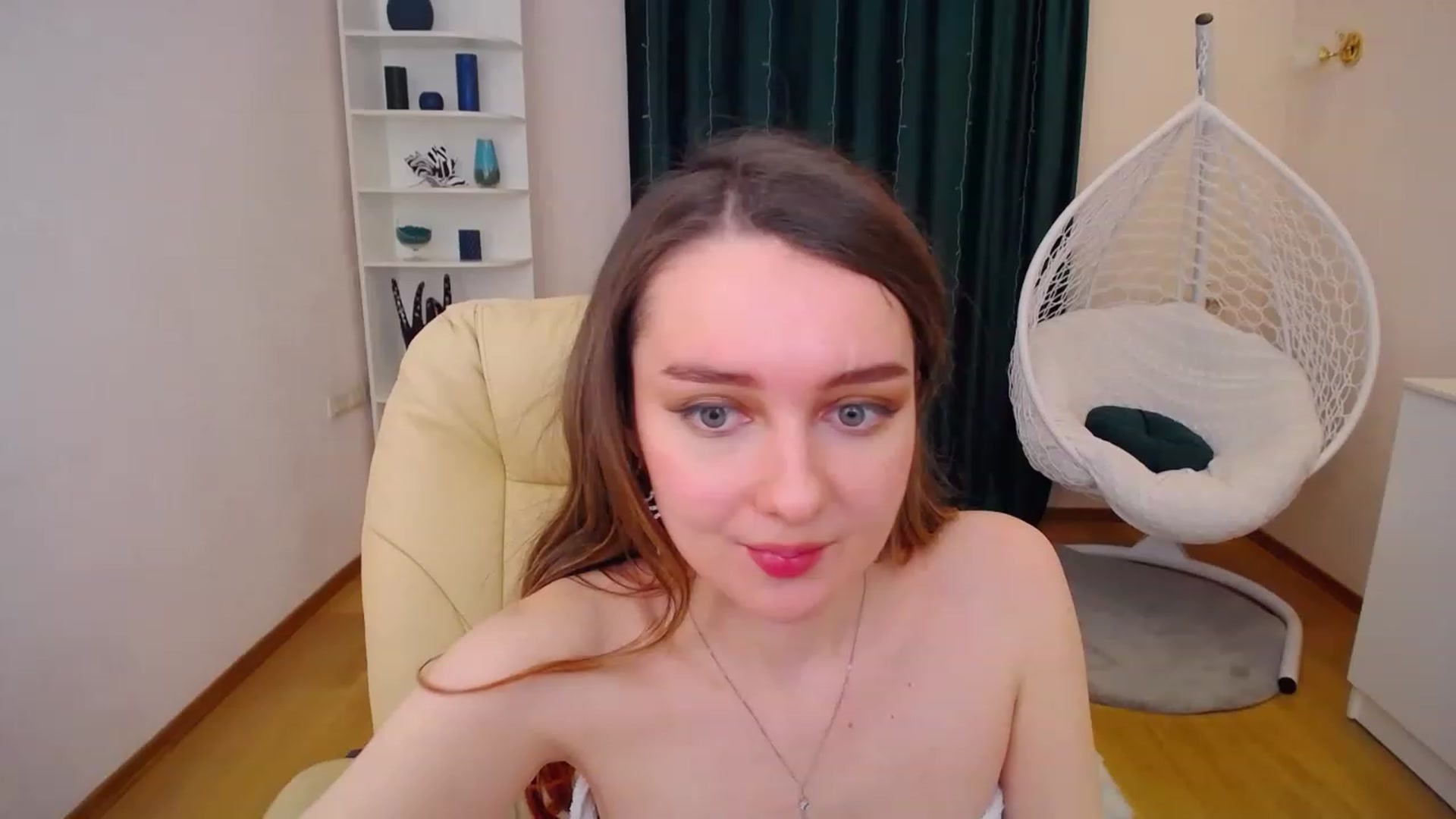 Gallery image thumbnail from OceanFeelss's myfreecams stream on, 01/17/2023, 13:25 image 2 of 20