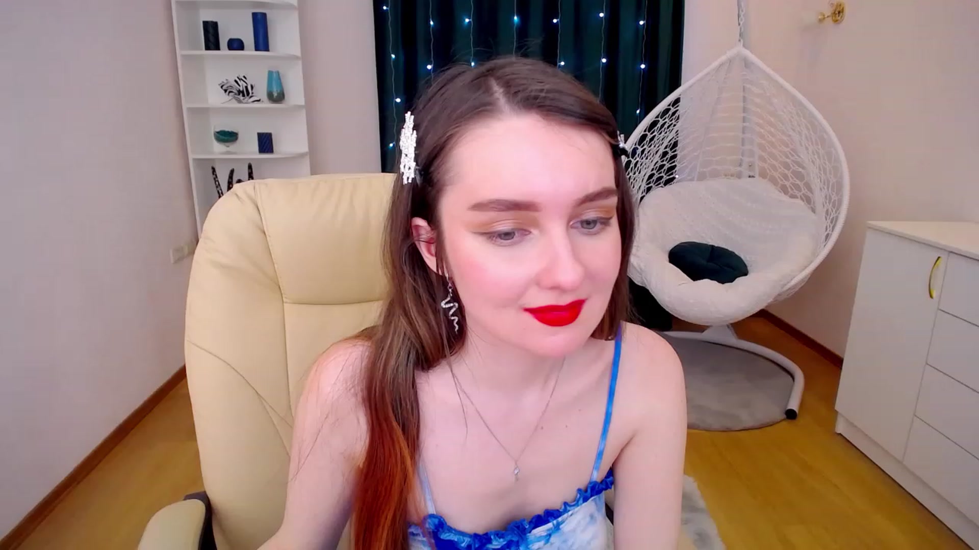 Gallery image thumbnail from OceanFeelss's myfreecams stream on, 01/22/2023, 15:47 image 3 of 20