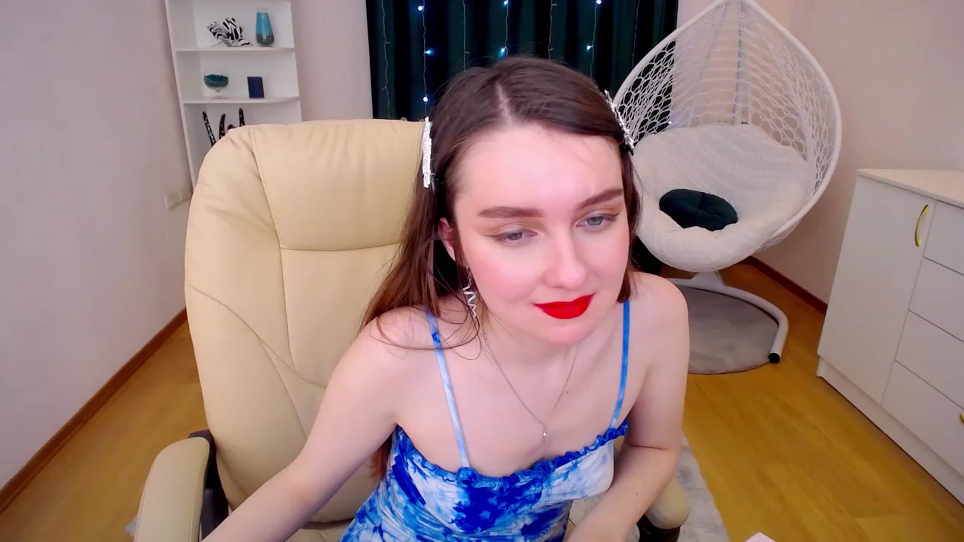 Gallery image thumbnail from OceanFeelss's myfreecams stream on, 01/22/2023, 15:47 image 5 of 20