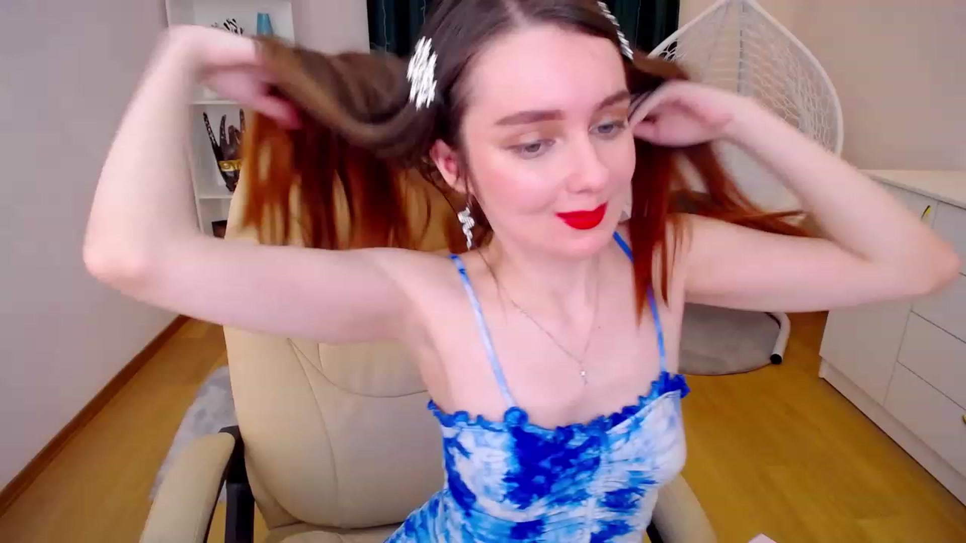 Gallery image thumbnail from OceanFeelss's myfreecams stream on, 01/22/2023, 15:47 image 11 of 20