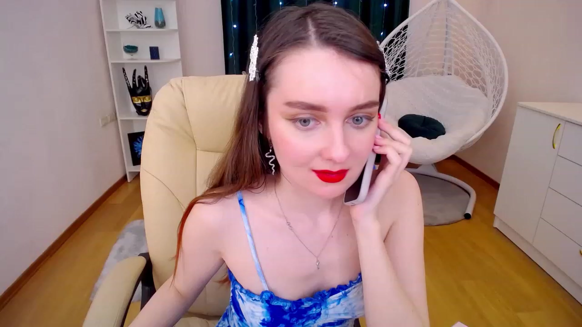 Gallery image thumbnail from OceanFeelss's myfreecams stream on, 01/22/2023, 15:47 image 13 of 20