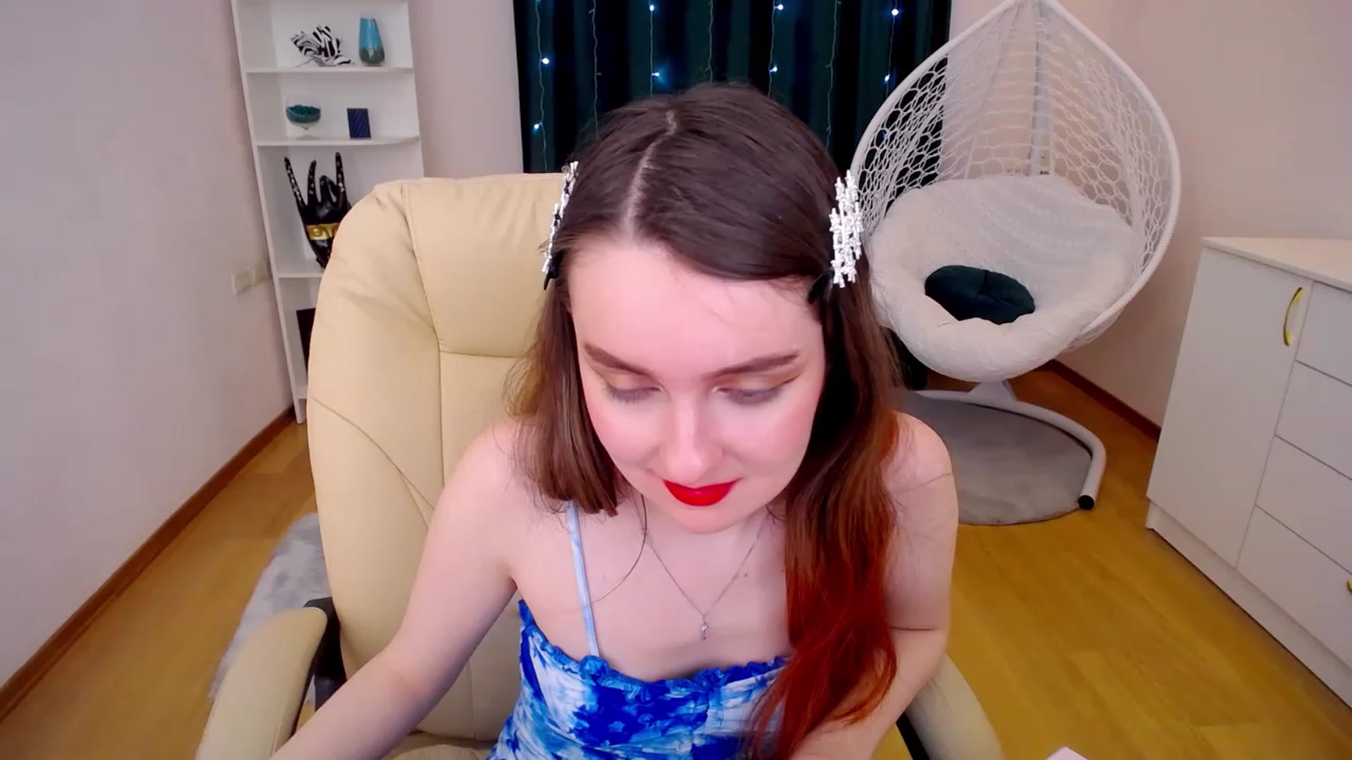 Gallery image thumbnail from OceanFeelss's myfreecams stream on, 01/22/2023, 15:47 image 9 of 20