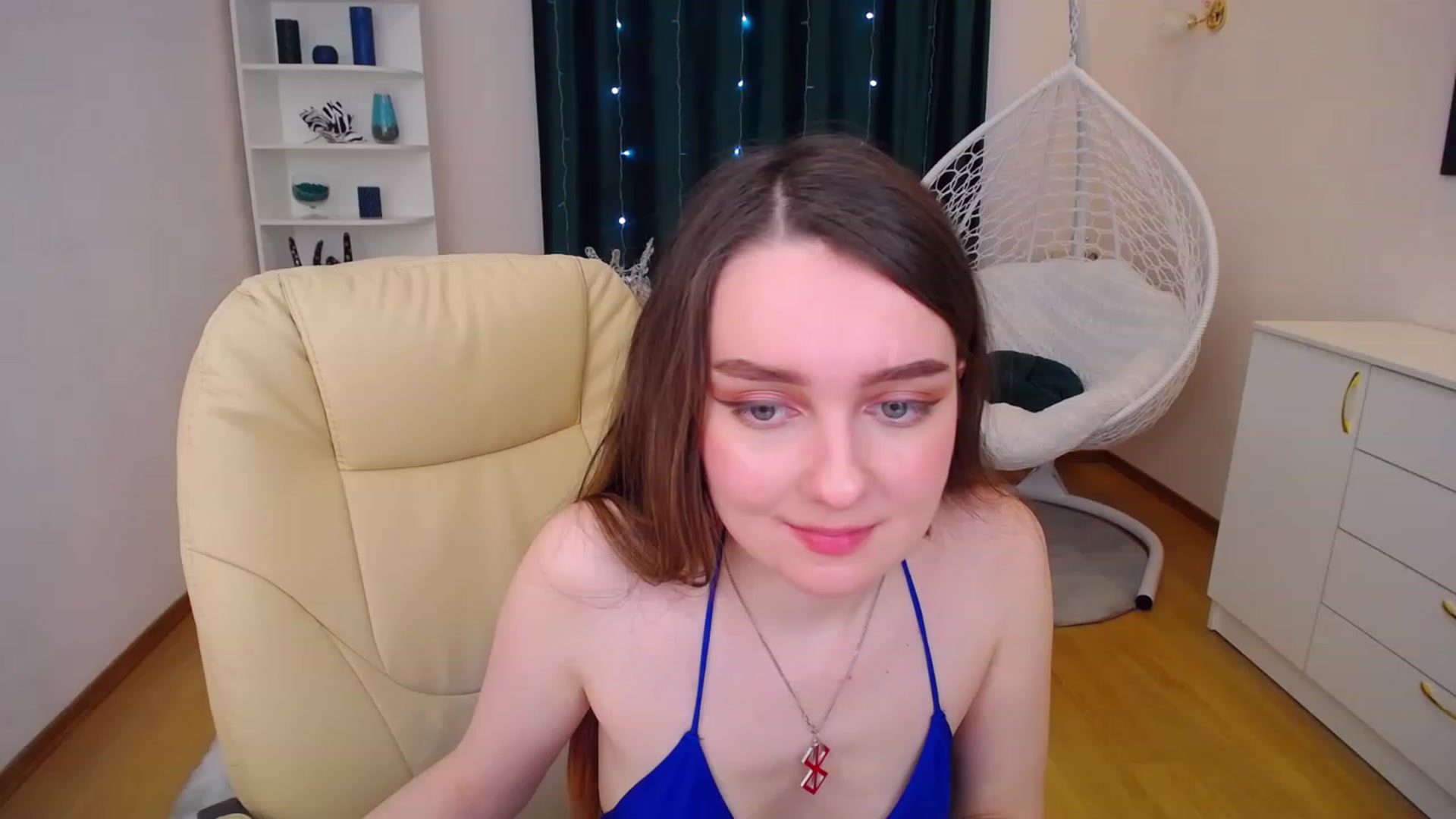 Gallery image thumbnail from OceanFeelss's myfreecams stream on, 01/23/2023, 07:18 image 7 of 20