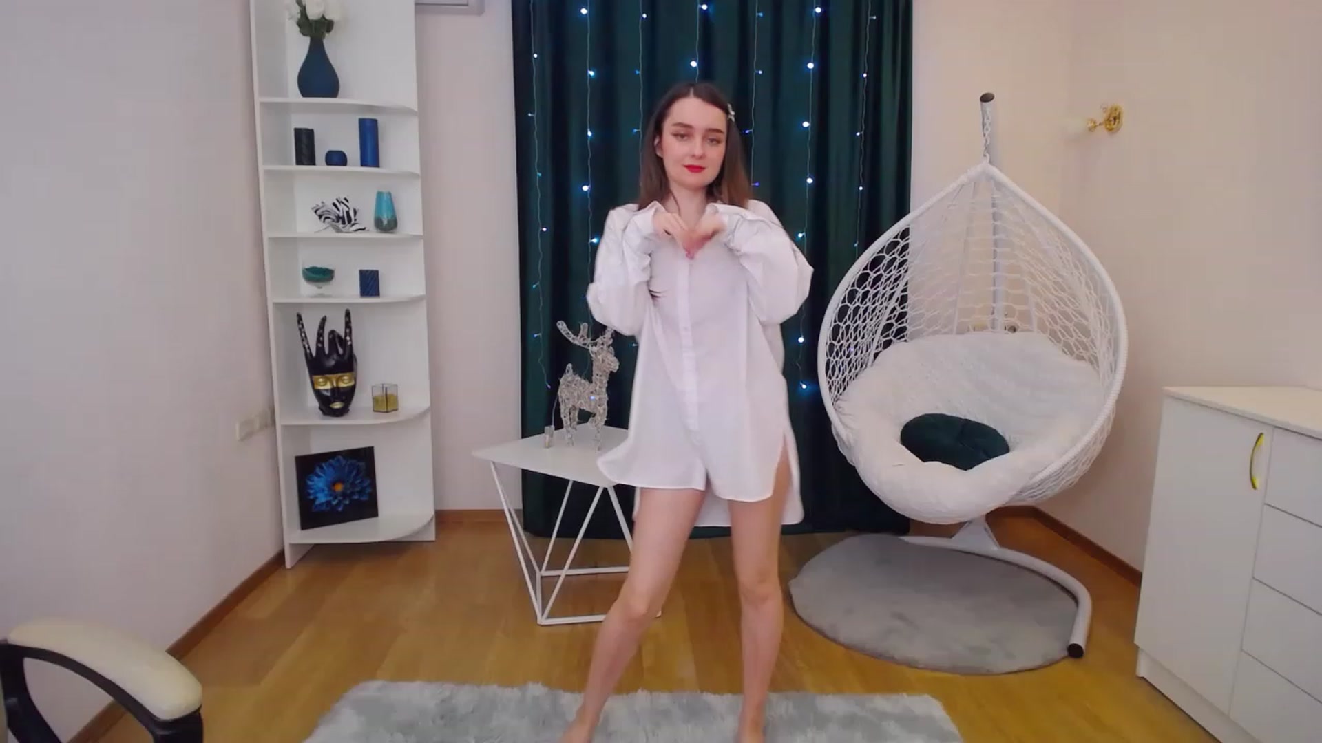 Gallery image thumbnail from OceanFeelss's myfreecams stream on, 01/23/2023, 09:47 image 13 of 20