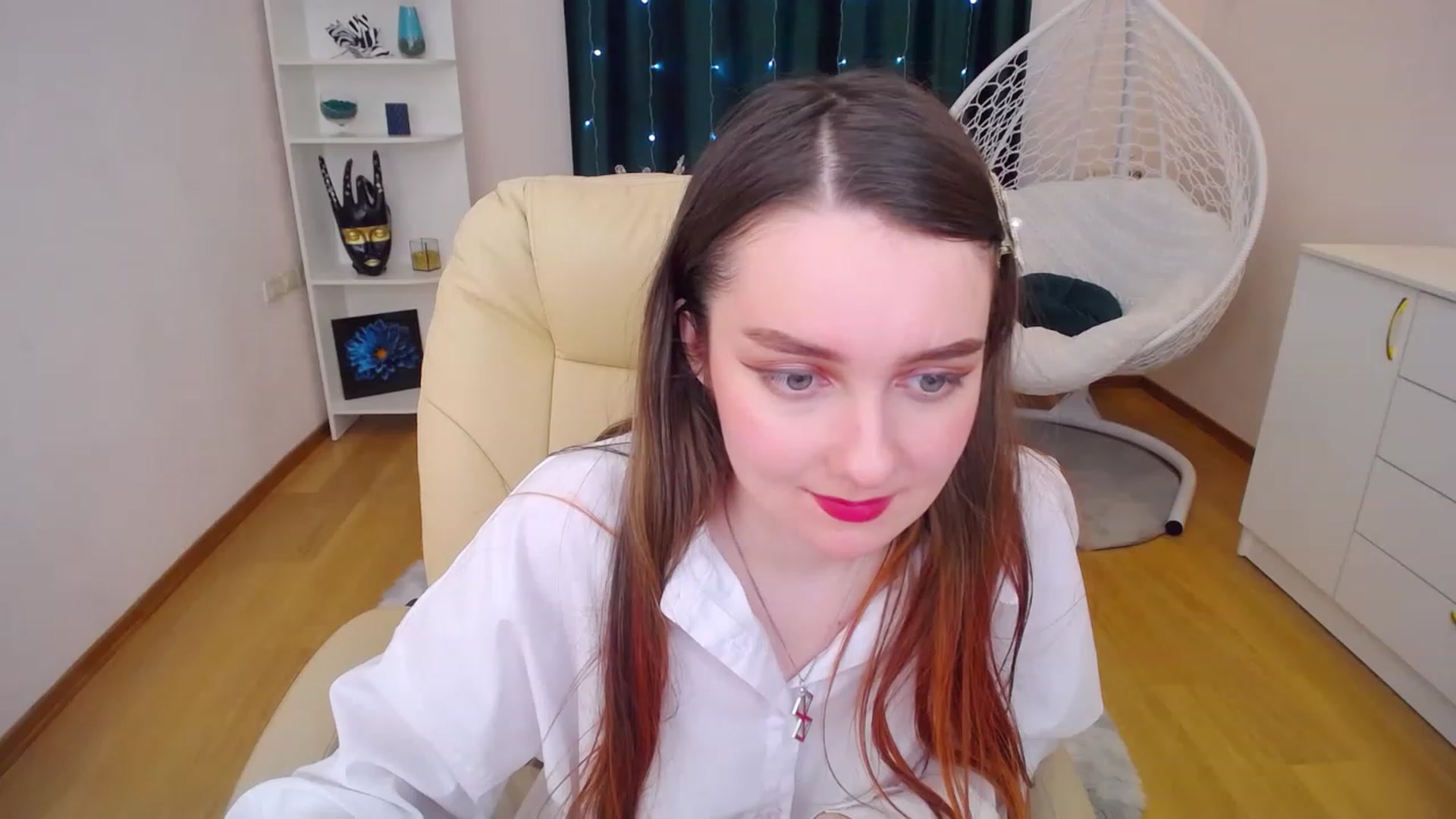 Gallery image thumbnail from OceanFeelss's myfreecams stream on, 01/23/2023, 09:47 image 12 of 20