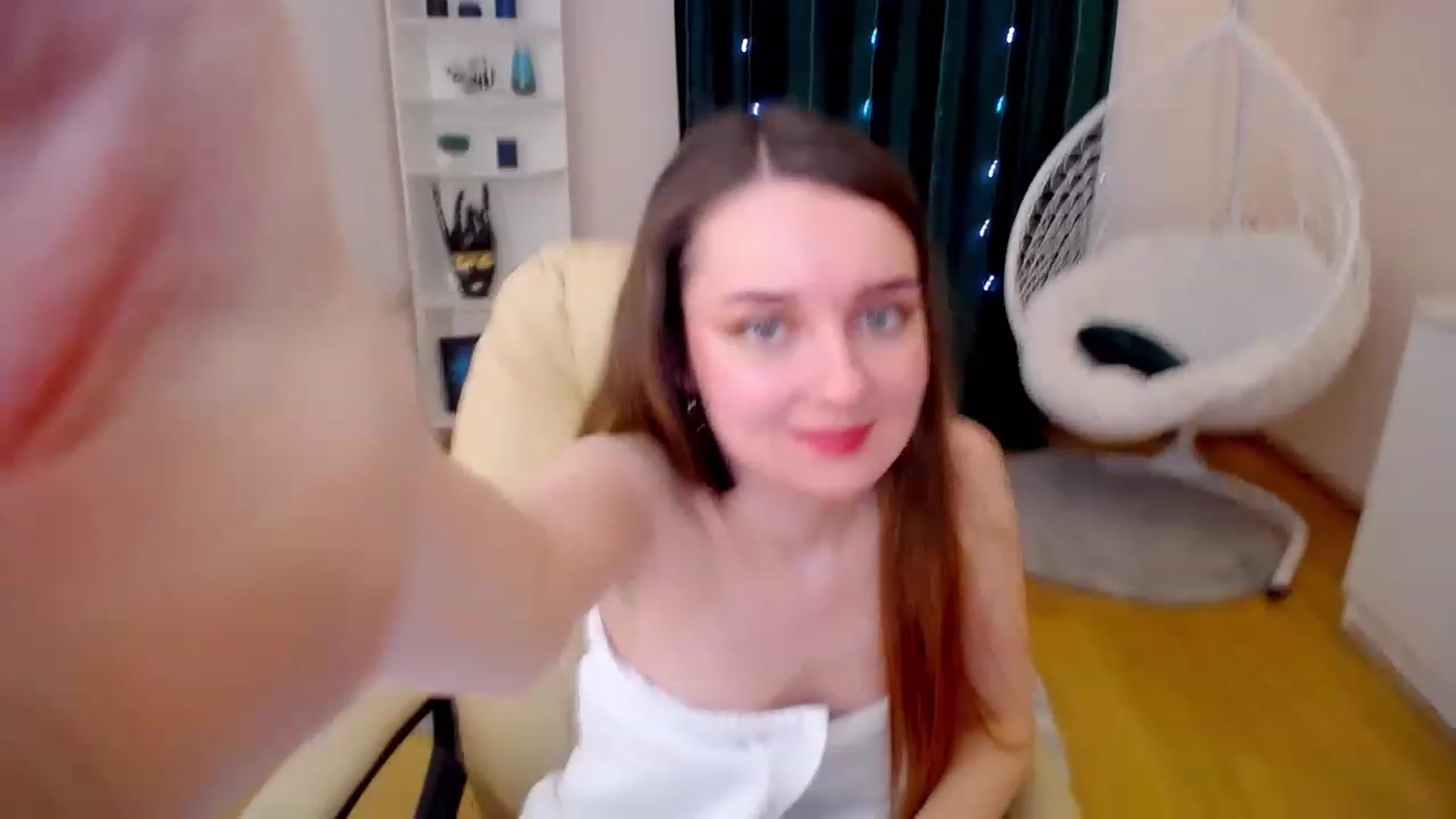 Gallery image thumbnail from OceanFeelss's myfreecams stream on, 01/29/2023, 09:22 image 3 of 20