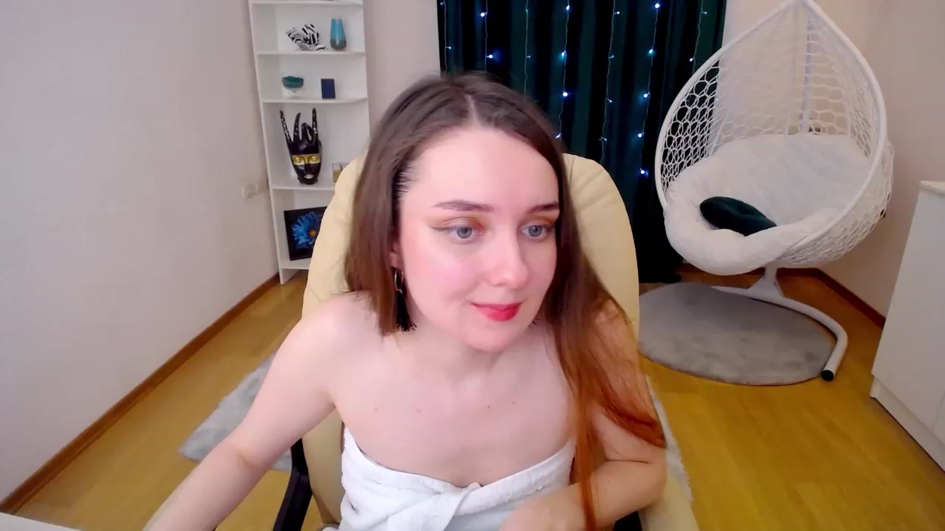 Gallery image thumbnail from OceanFeelss's myfreecams stream on, 01/29/2023, 09:22 image 8 of 20
