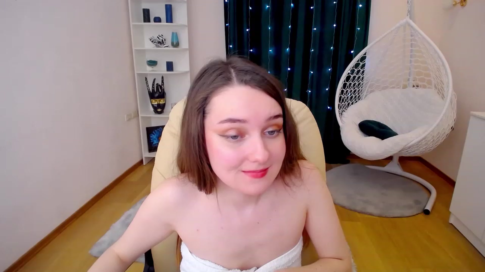 Gallery image thumbnail from OceanFeelss's myfreecams stream on, 01/29/2023, 09:22 image 16 of 20