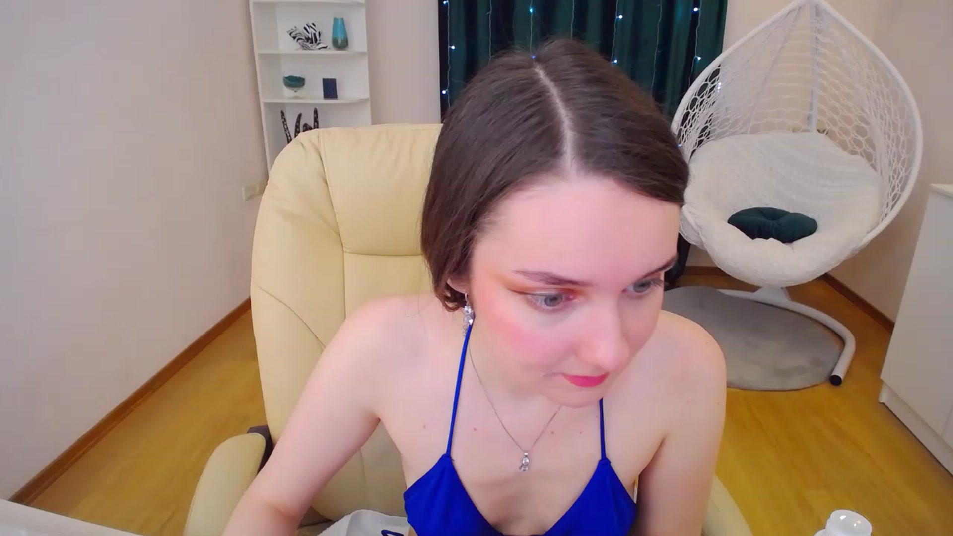 Gallery image thumbnail from OceanFeelss's myfreecams stream on, 02/01/2023, 09:10 image 19 of 20