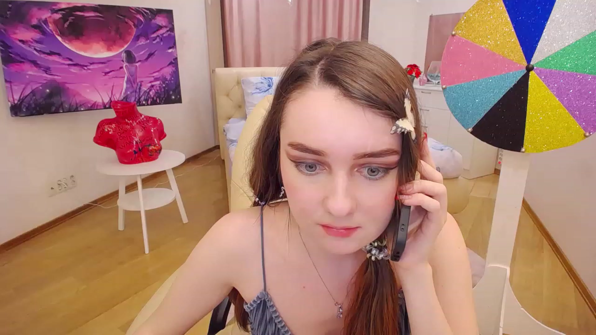 Gallery image thumbnail from OceanFeelss's myfreecams stream on, 02/02/2023, 14:47 image 18 of 20