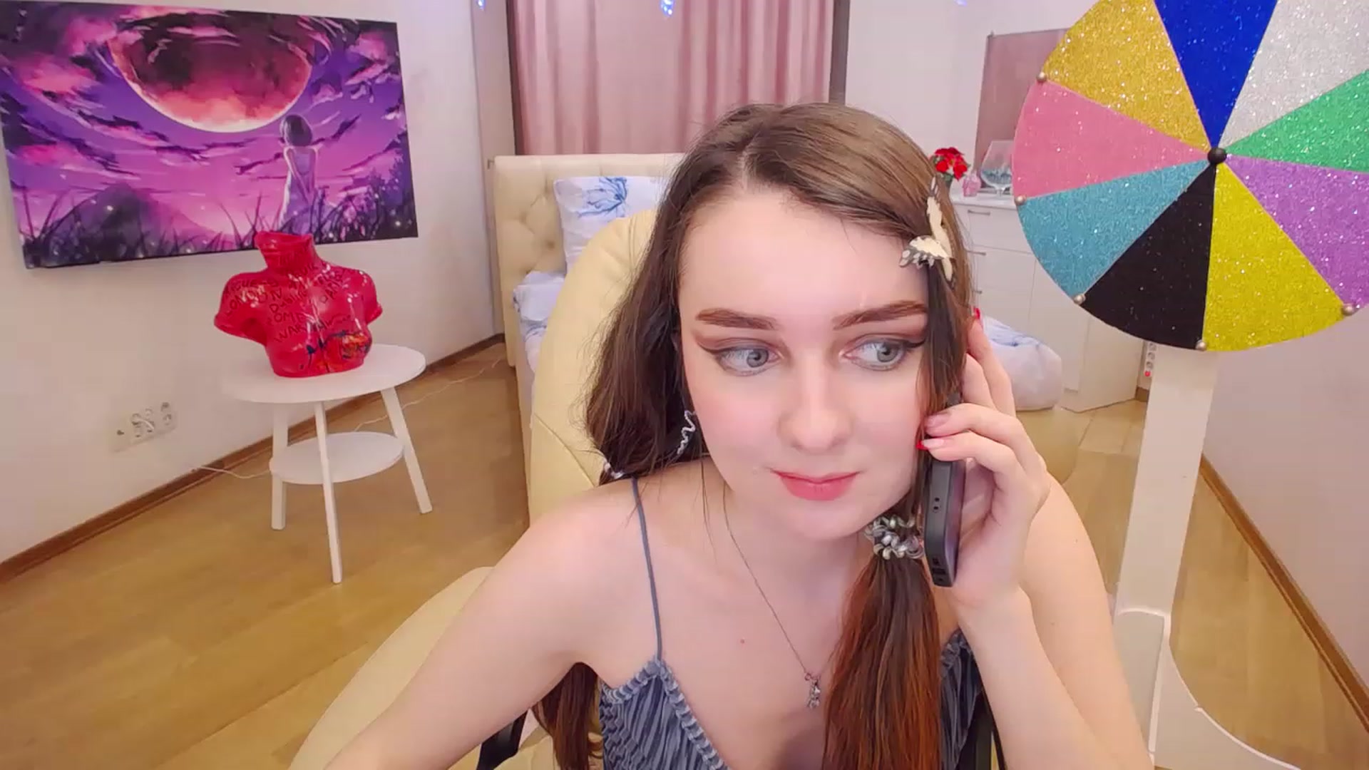 Gallery image thumbnail from OceanFeelss's myfreecams stream on, 02/02/2023, 14:47 image 17 of 20
