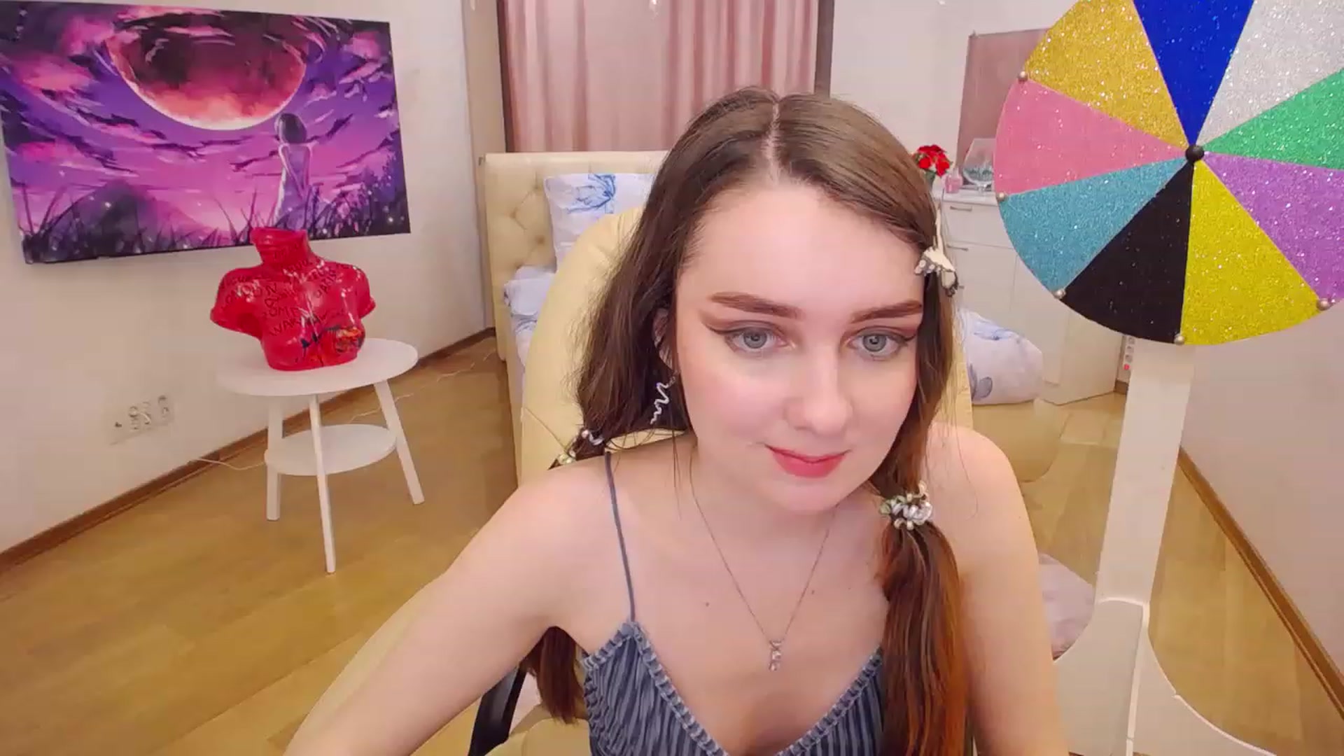 Gallery image thumbnail from OceanFeelss's myfreecams stream on, 02/02/2023, 14:47 image 15 of 20