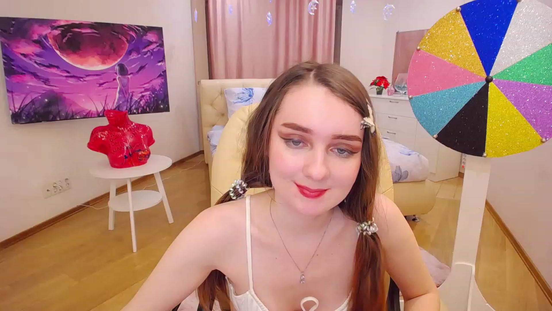 Gallery image thumbnail from OceanFeelss's myfreecams stream on, 02/02/2023, 17:55 image 13 of 20