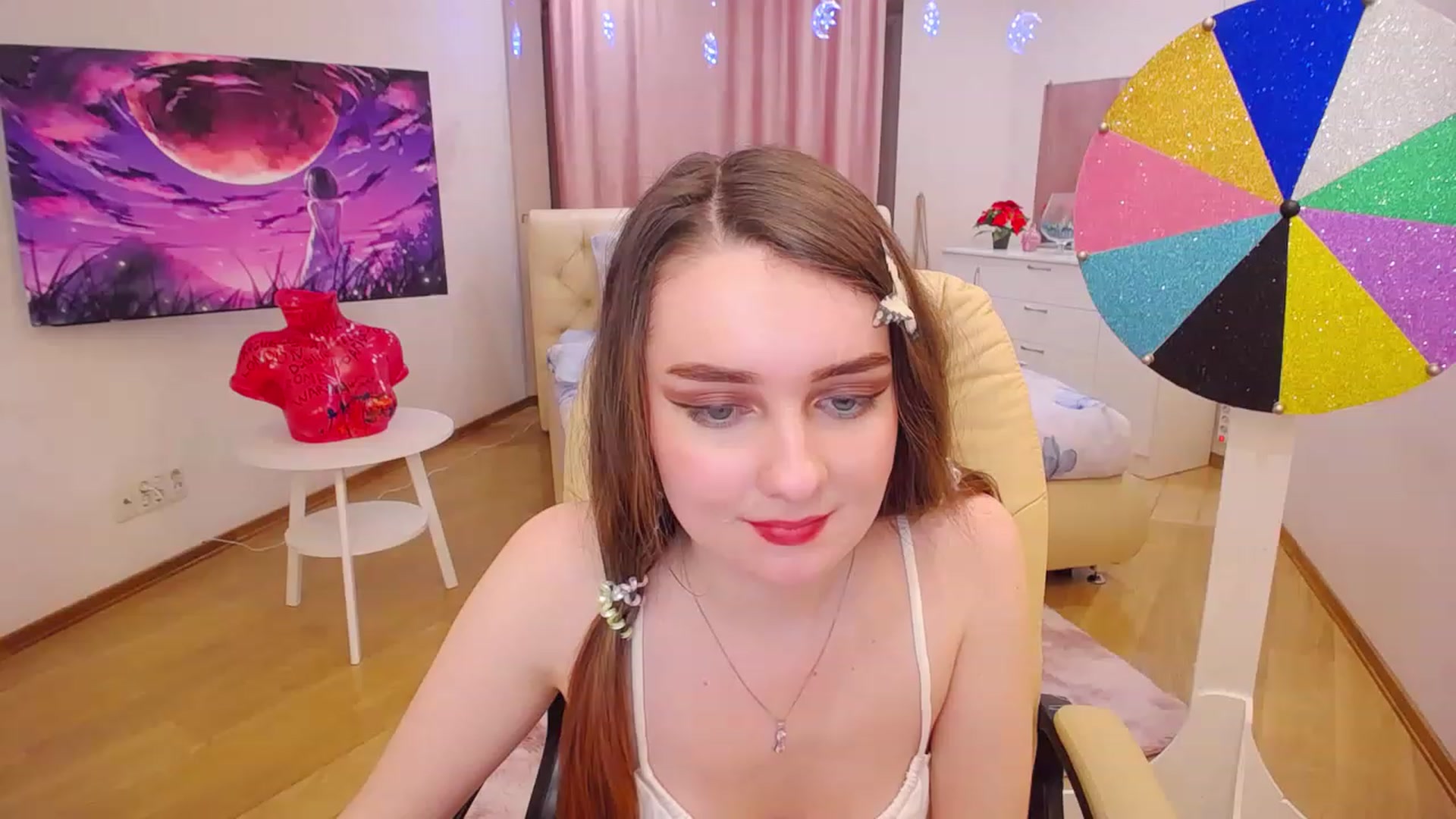 Gallery image thumbnail from OceanFeelss's myfreecams stream on, 02/02/2023, 17:55 image 14 of 20