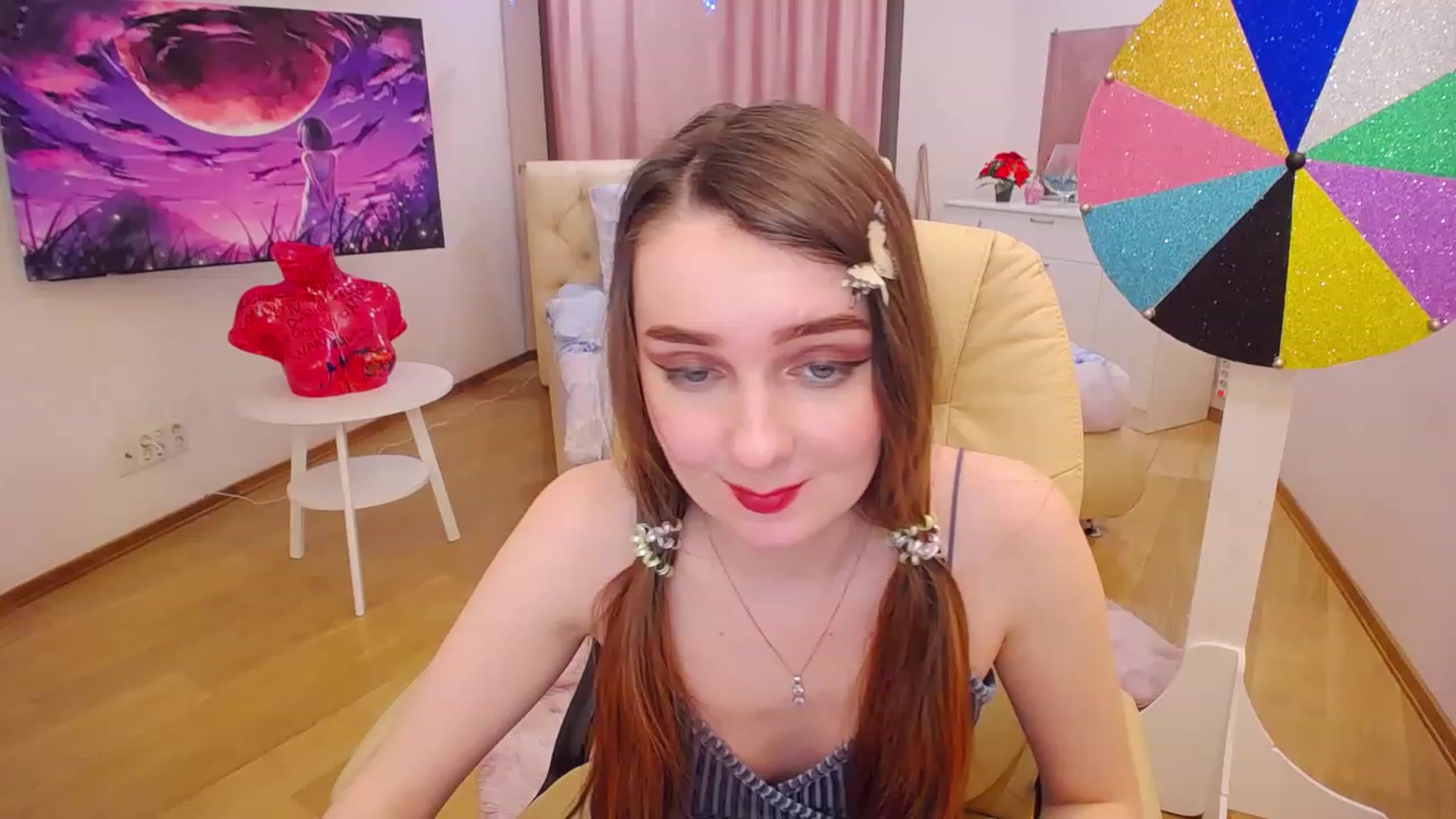 Gallery image thumbnail from OceanFeelss's myfreecams stream on, 02/02/2023, 17:55 image 1 of 20
