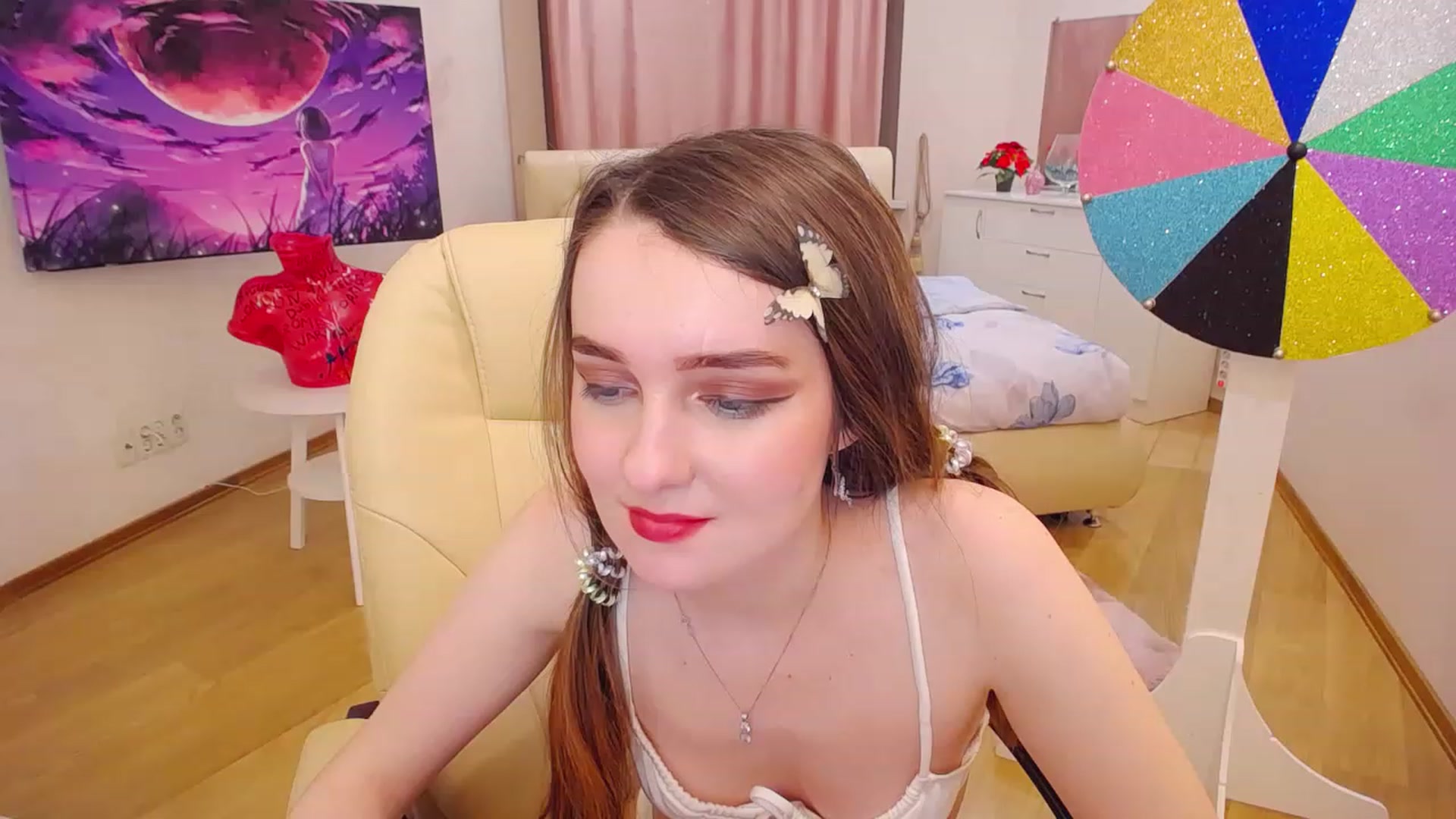 Gallery image thumbnail from OceanFeelss's myfreecams stream on, 02/02/2023, 17:55 image 4 of 20
