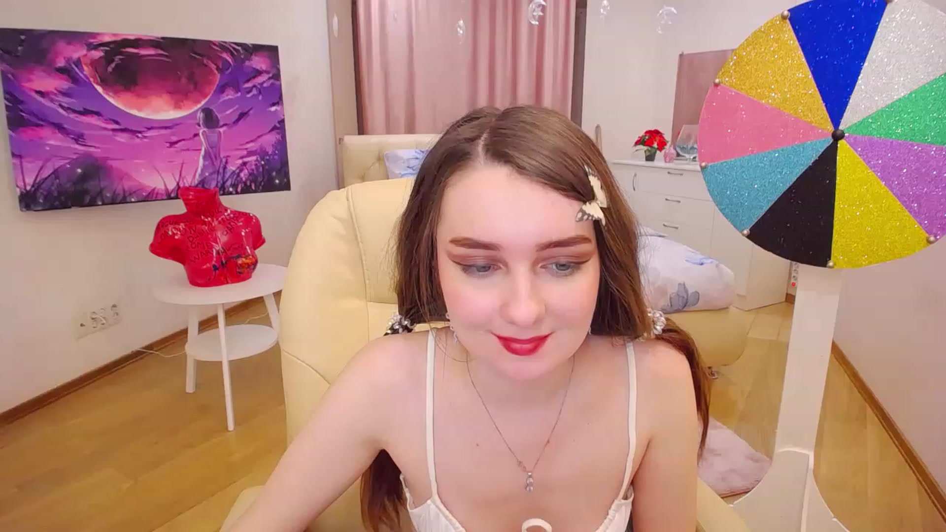 Gallery image thumbnail from OceanFeelss's myfreecams stream on, 02/02/2023, 17:55 image 8 of 20
