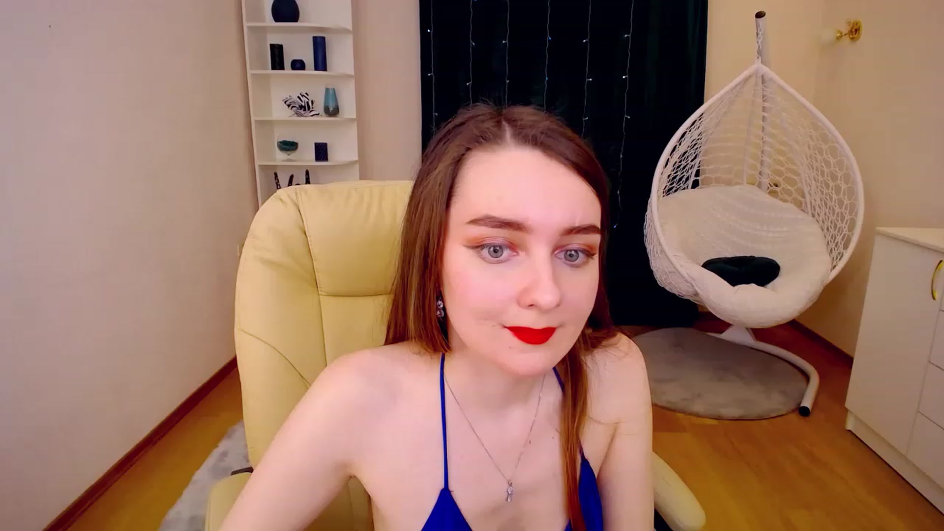 Gallery image thumbnail from OceanFeelss's myfreecams stream on, 02/05/2023, 09:46 image 12 of 20