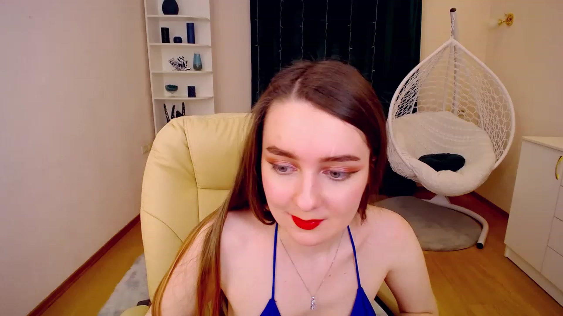 Gallery image thumbnail from OceanFeelss's myfreecams stream on, 02/05/2023, 09:46 image 15 of 20