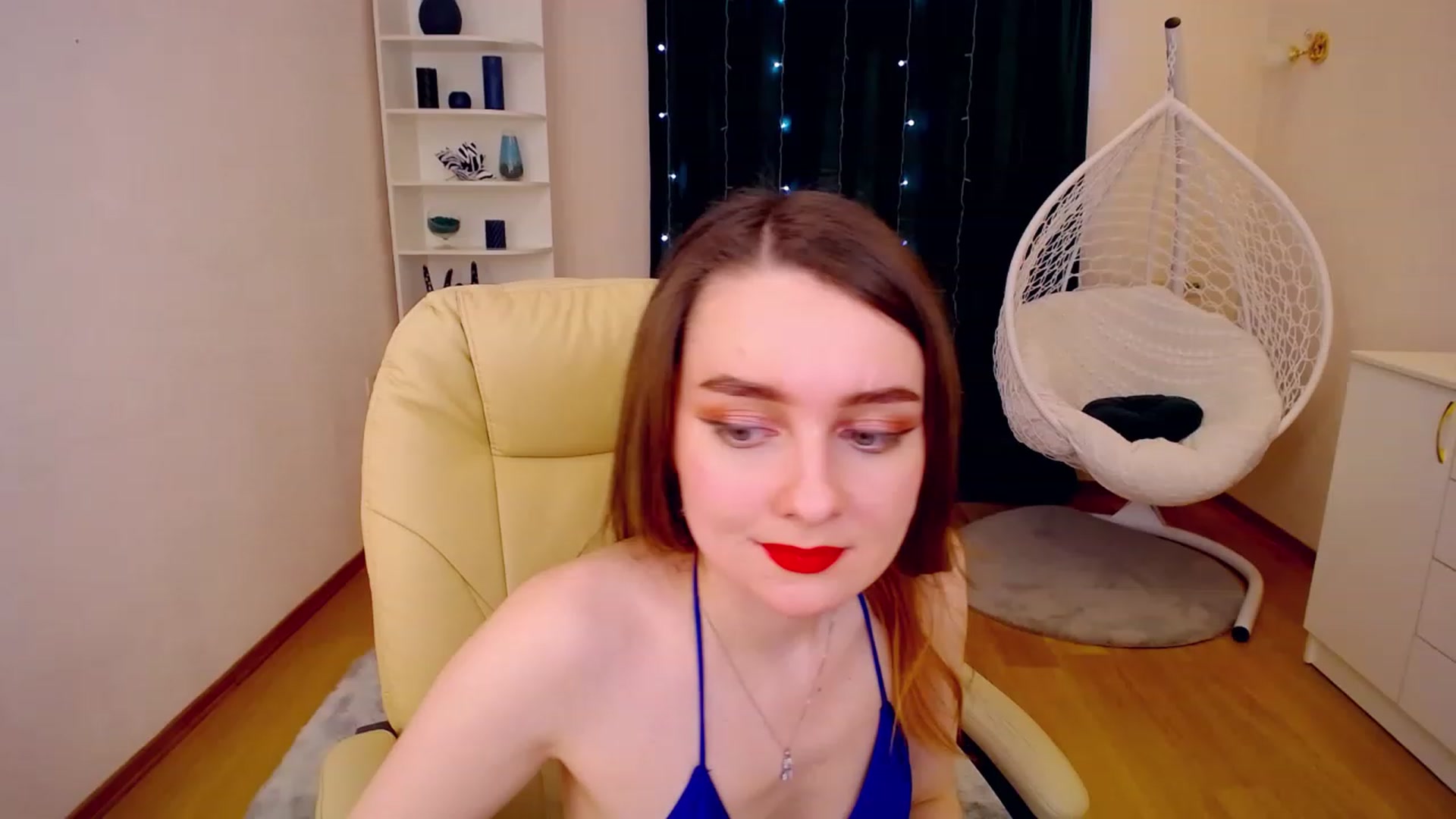 Gallery image thumbnail from OceanFeelss's myfreecams stream on, 02/05/2023, 09:46 image 11 of 20