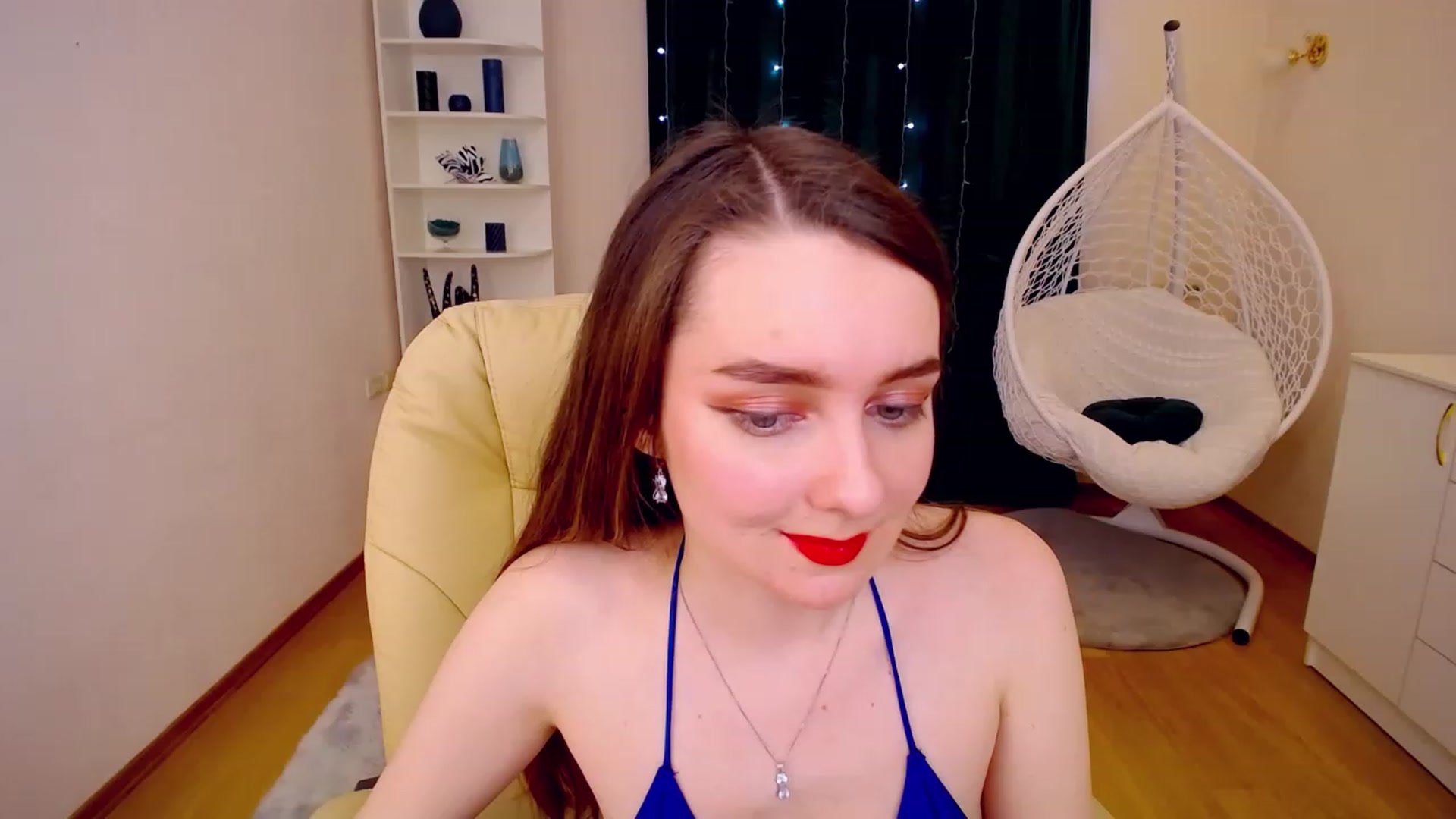 Gallery image thumbnail from OceanFeelss's myfreecams stream on, 02/05/2023, 09:46 image 14 of 20